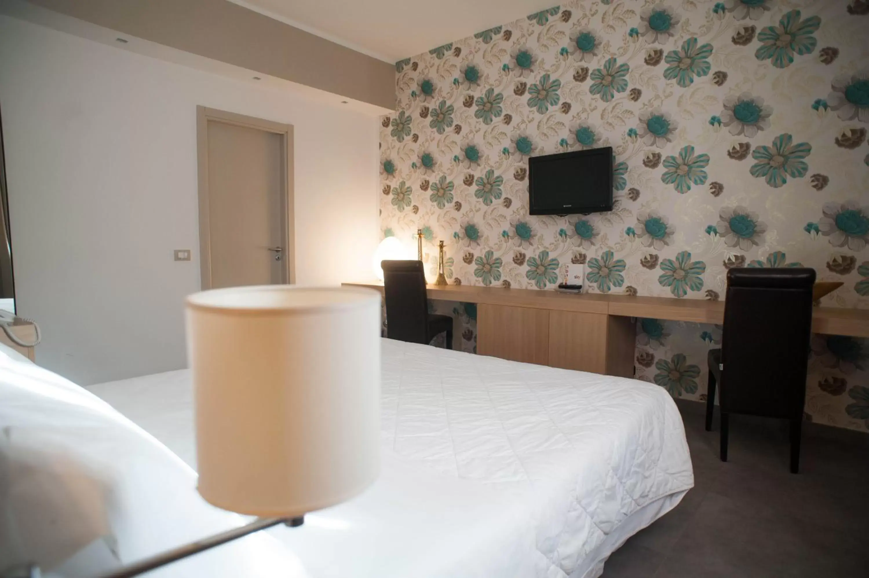 Photo of the whole room, Bed in FerroHotel Photo of the whole room, Bed in FerroHotel