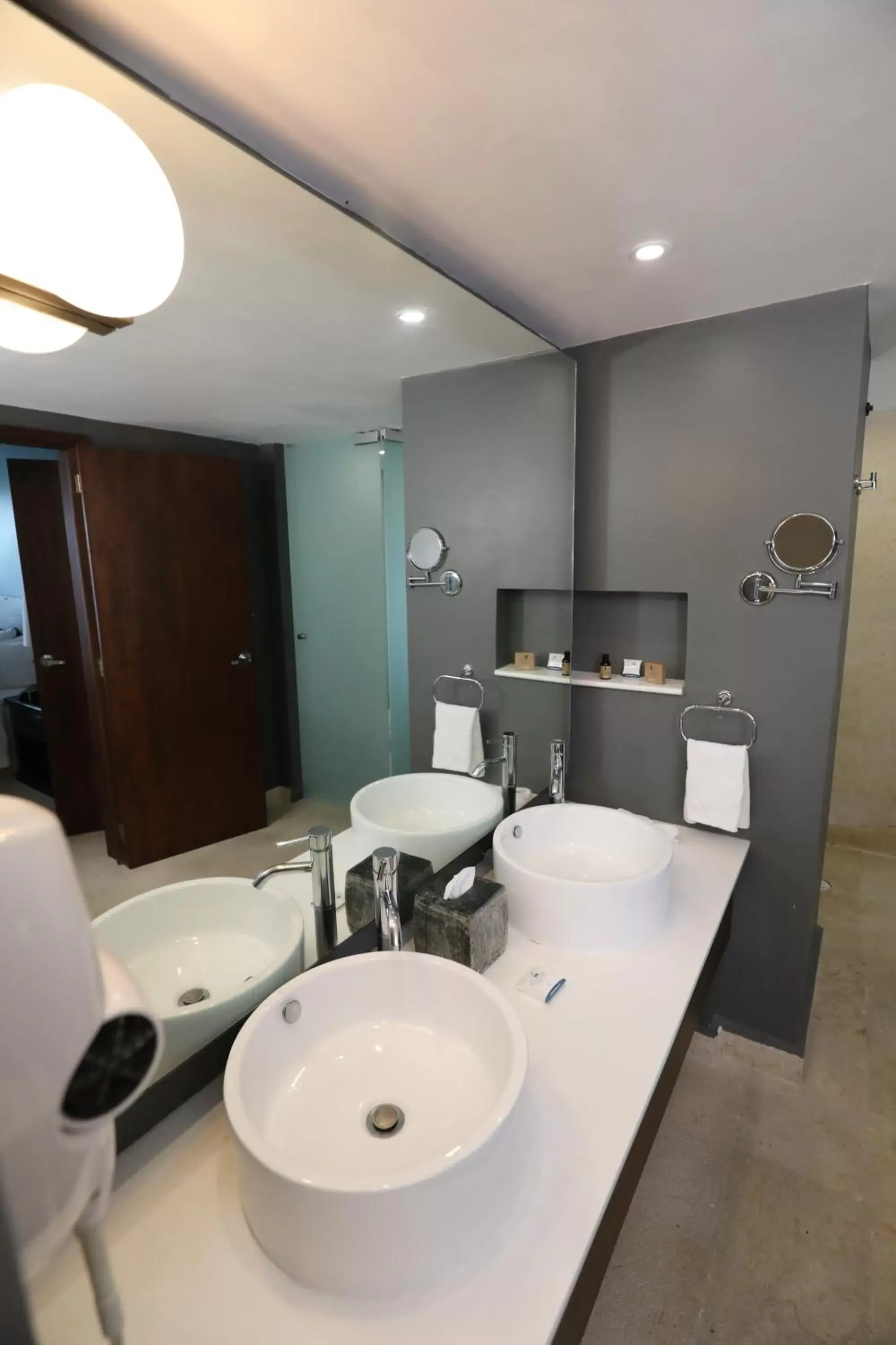 Bathroom in Hotel Montetaxco