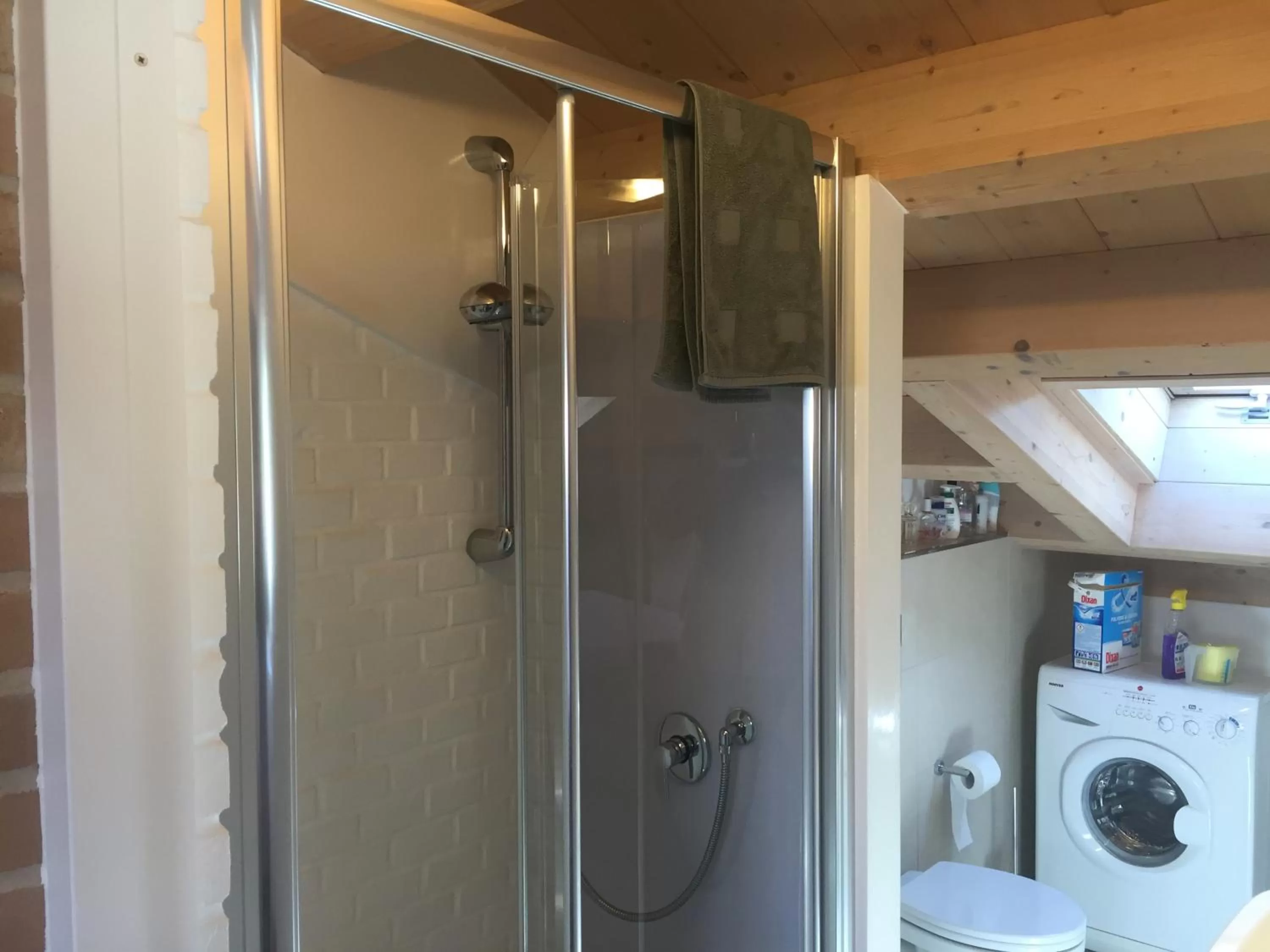 Shower in Residence La Nave