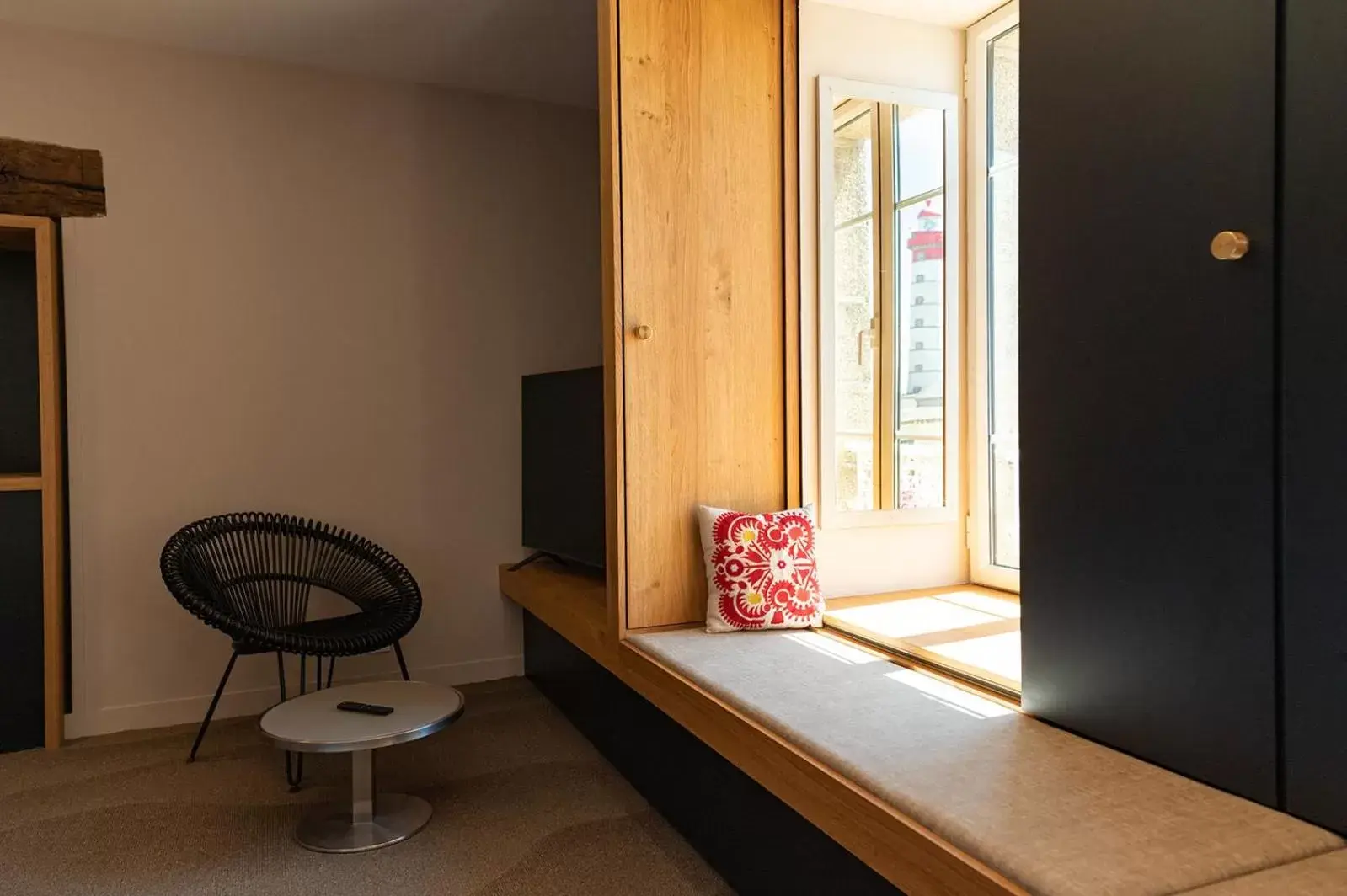 Bedroom, Seating Area in Hostellerie de la Pointe Saint-Mathieu - SPA & Restaurant