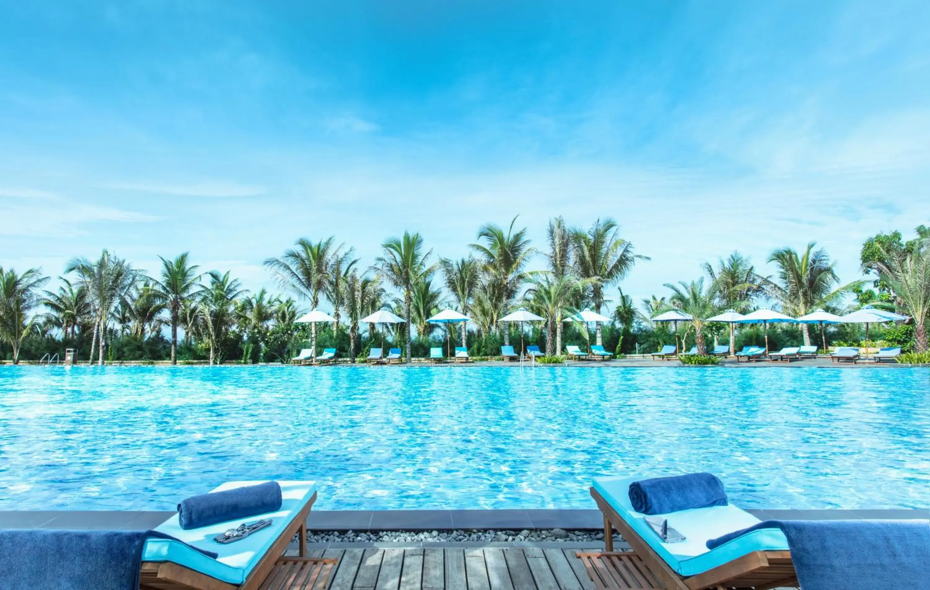 Swimming Pool in Duyen Ha Resort Cam Ranh