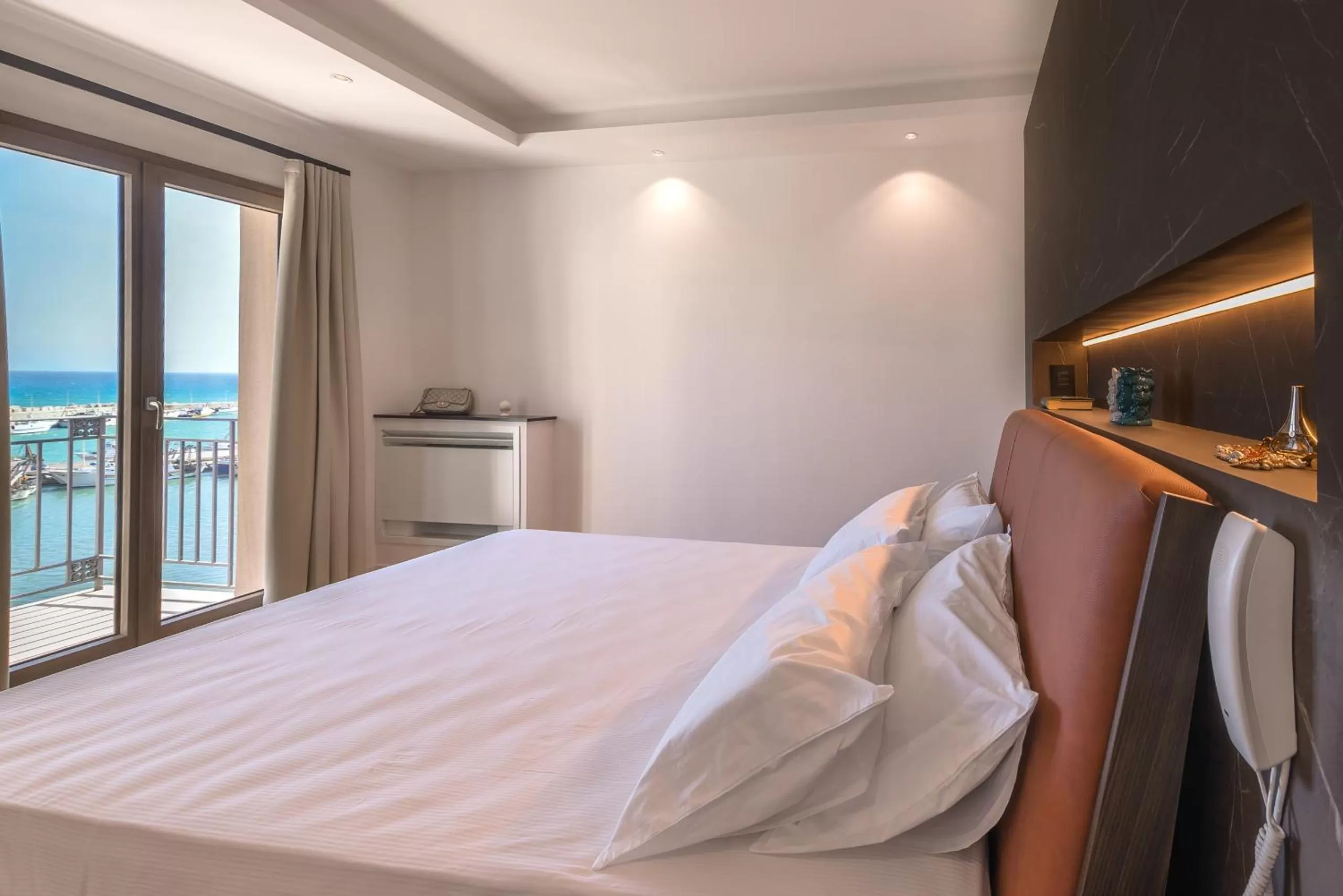 Bedroom, Bed in RoccaRegina Hotel