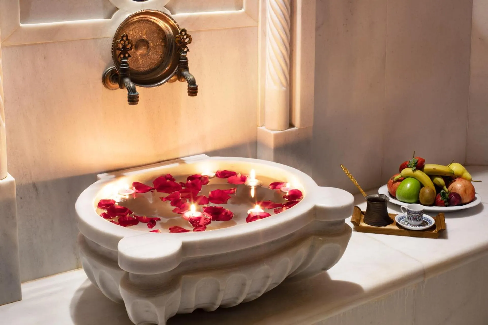 Public Bath in The Time Hotel Marina