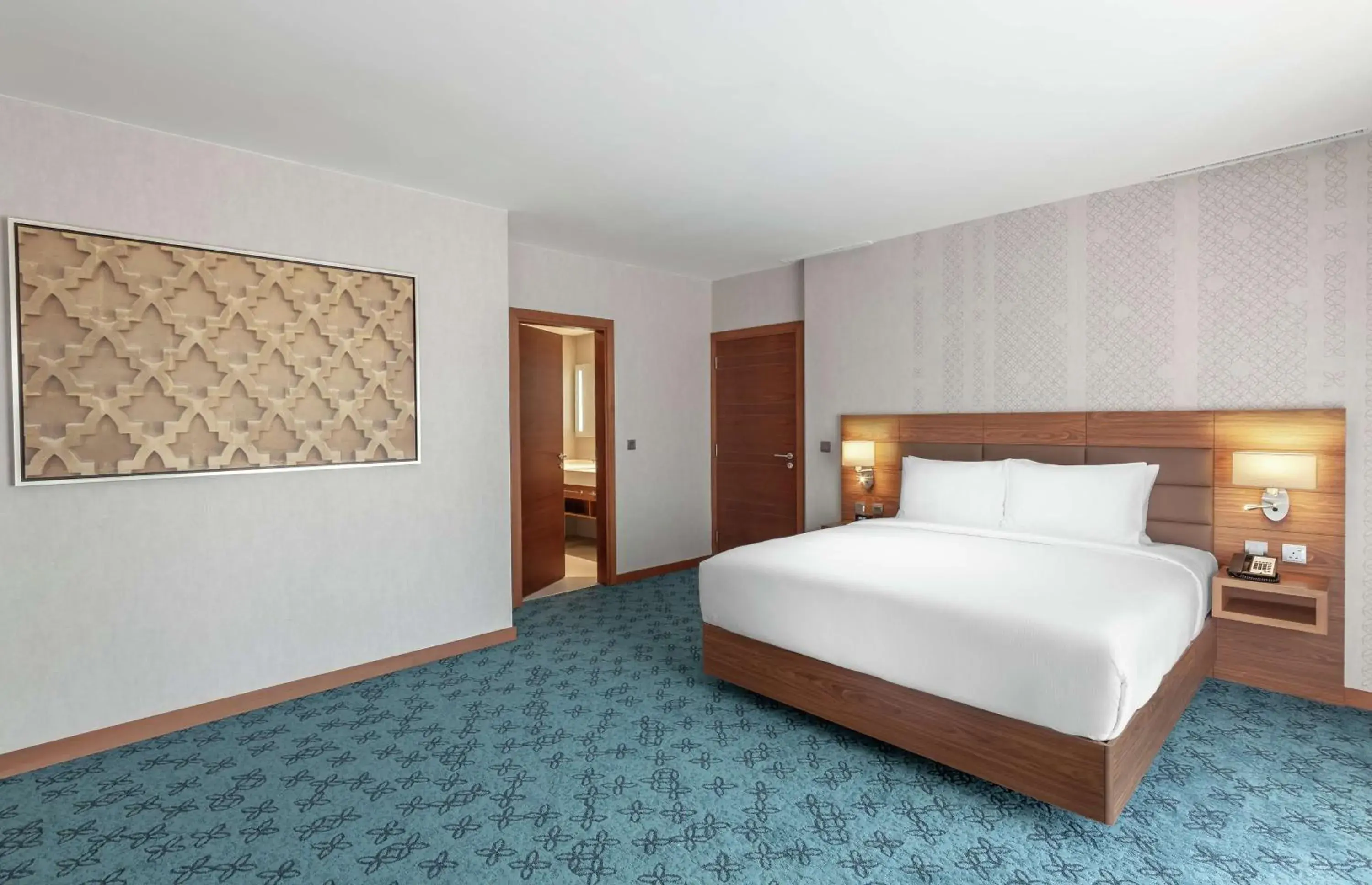 Photo of the whole room, Bed in DoubleTree by Hilton Dubai Al Jadaf