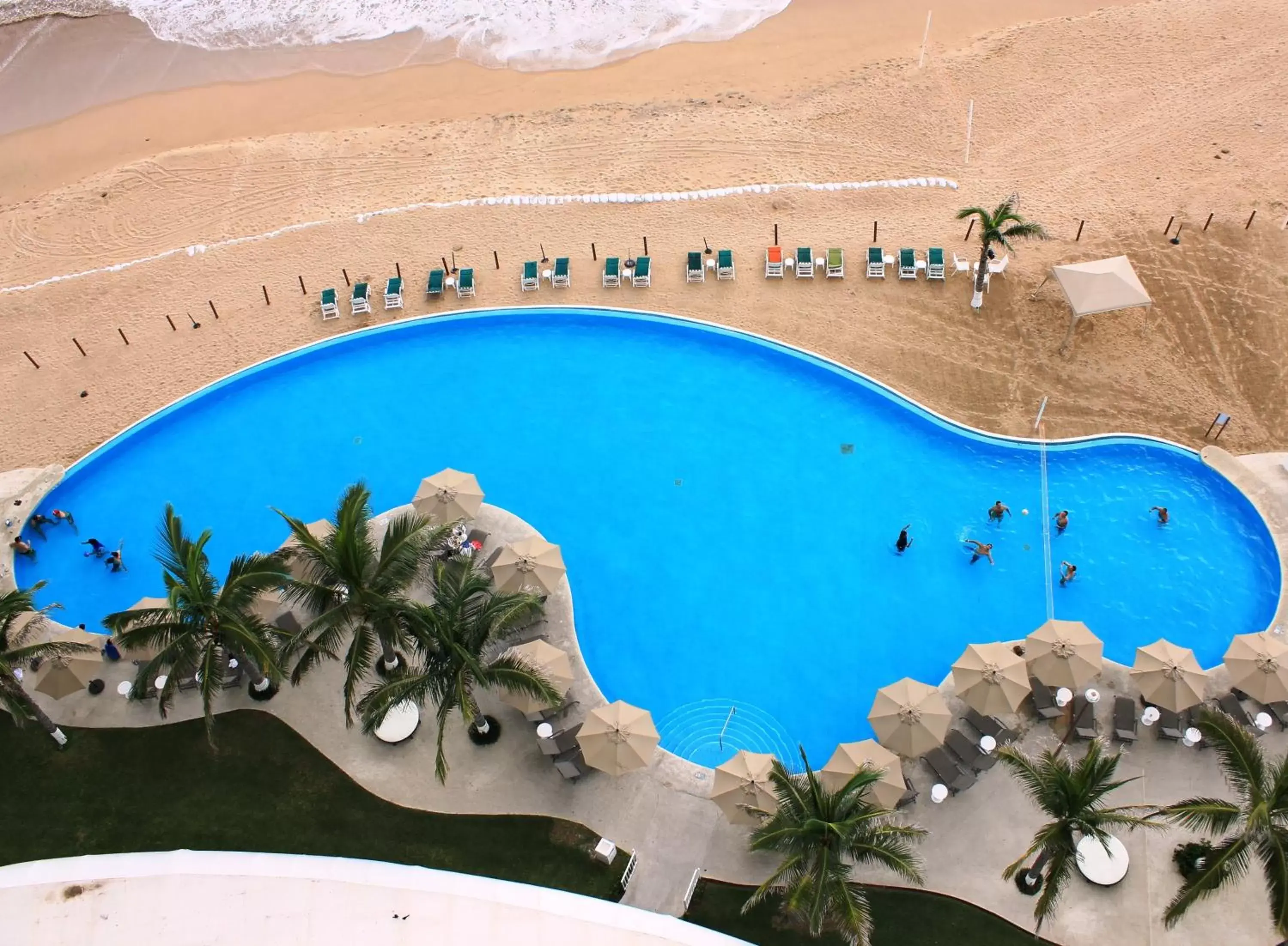 Swimming pool, Pool View in Park Royal Beach Mazatlán