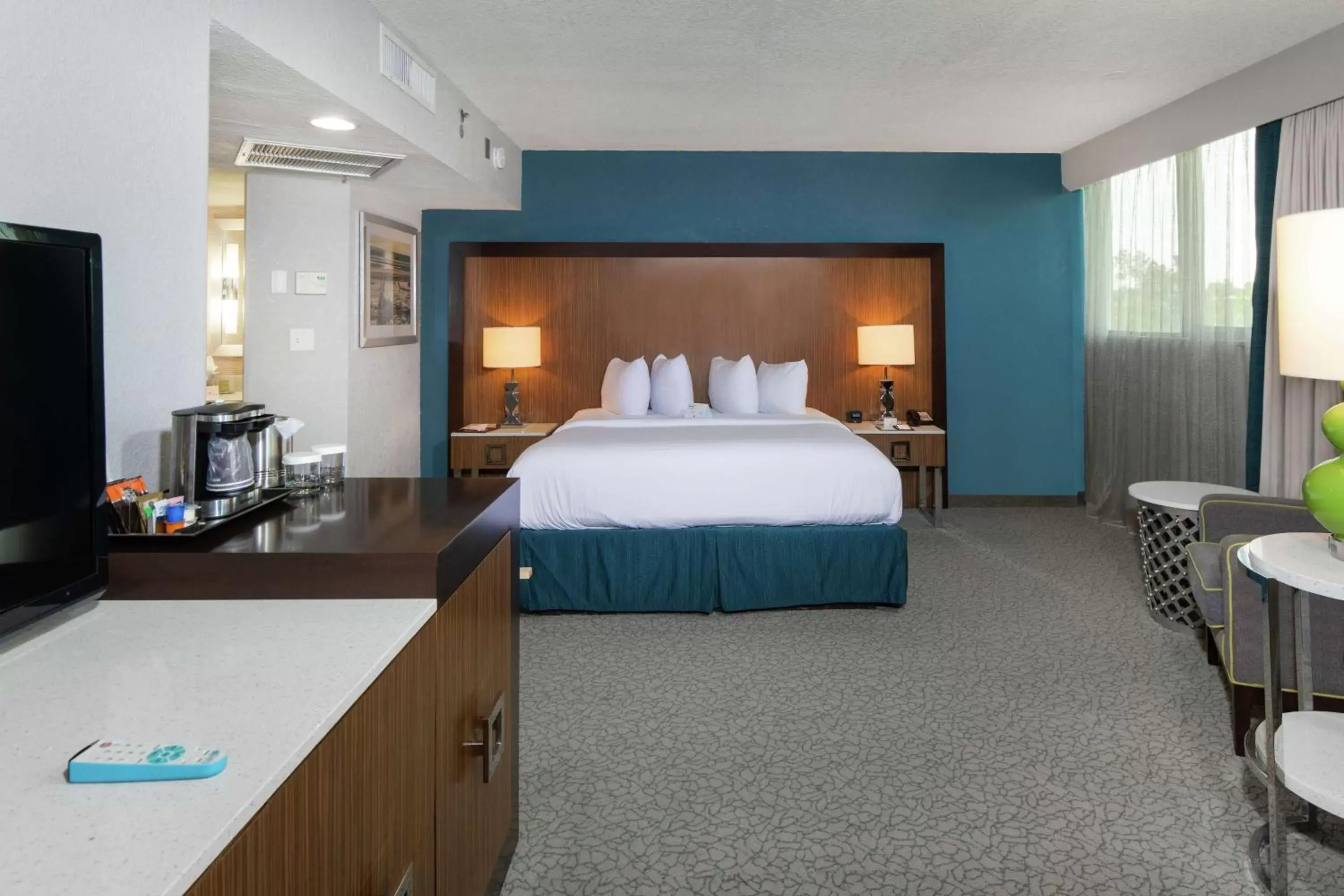 Other, Bed in DoubleTree by Hilton Hotel Jacksonville Airport