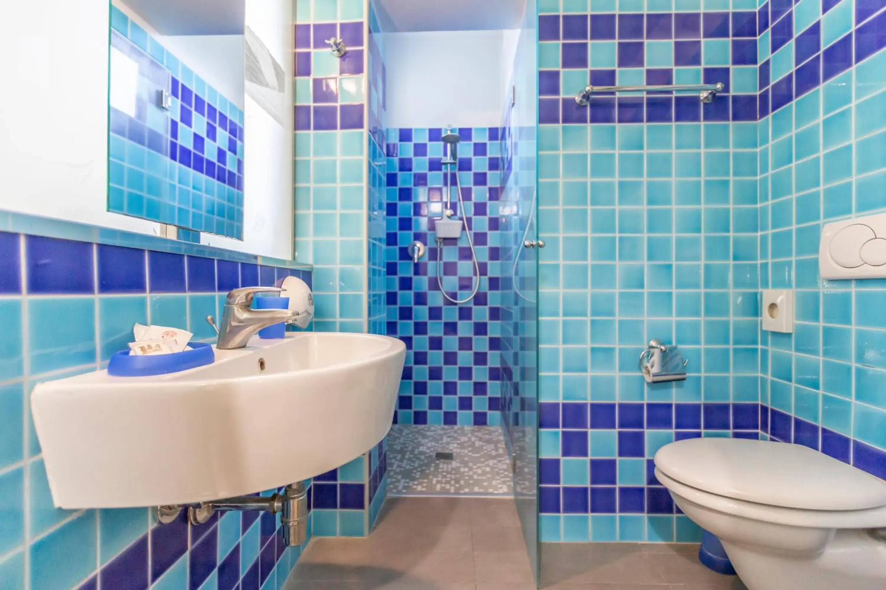 Bathroom in Hotel Vannucci