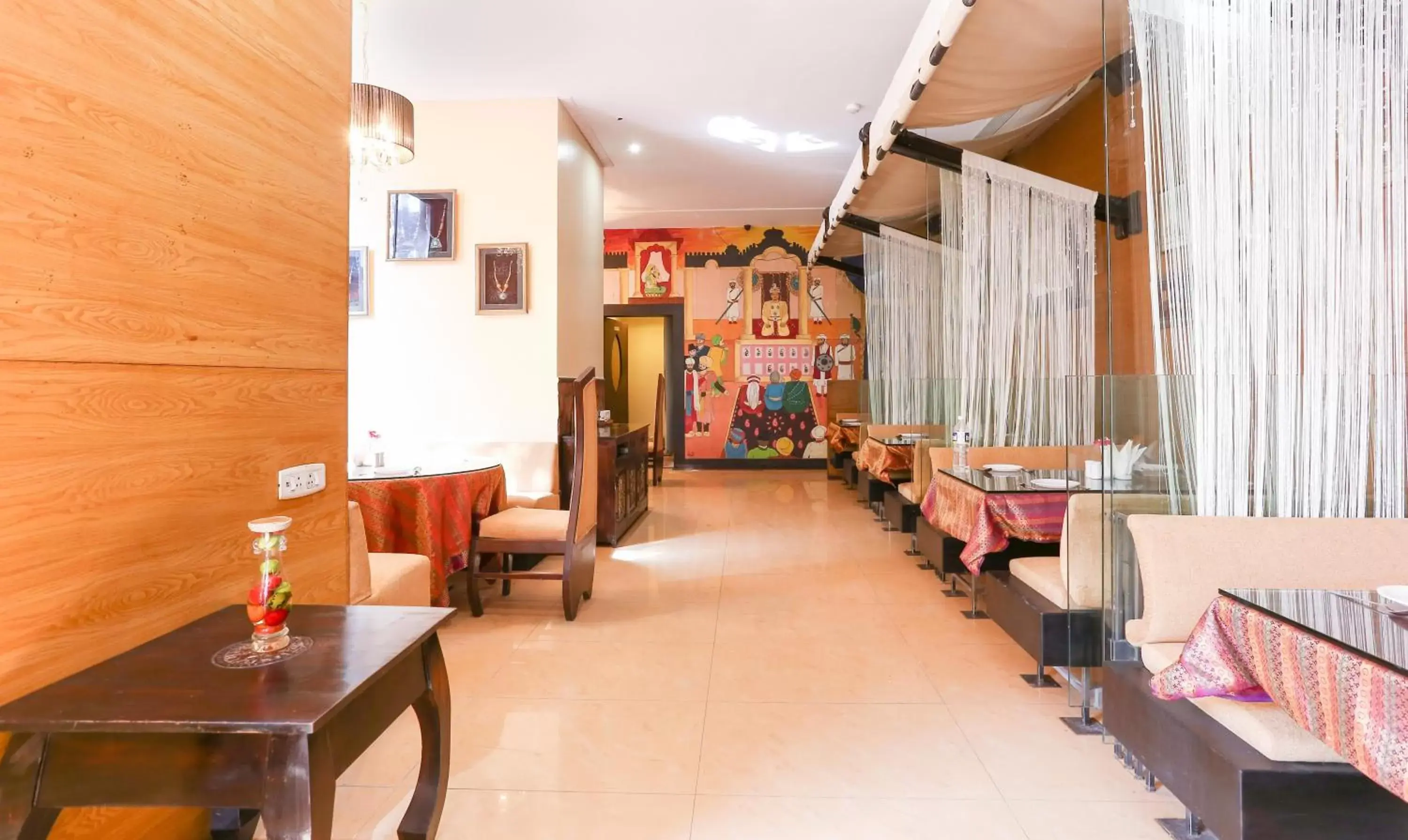Restaurant/places to eat in Treebo Regency - Bund Garden, Dhole Patil Road Restaurant/places to eat in Treebo Regency - Bund Garden, Dhole Patil Road