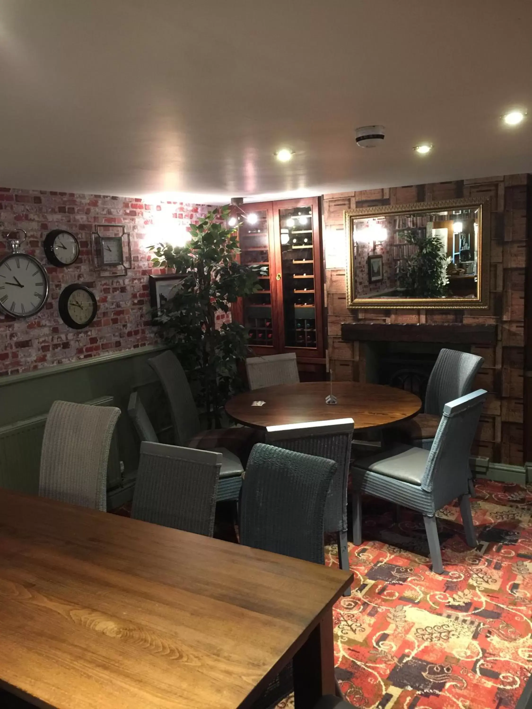 Restaurant/places to eat, Lounge/Bar in The Talbot Hotel