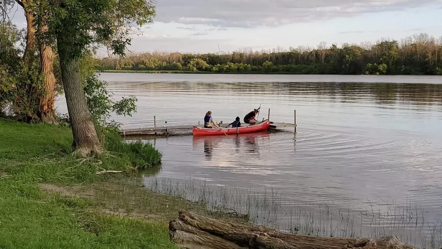 Canoeing in Riverview Motel