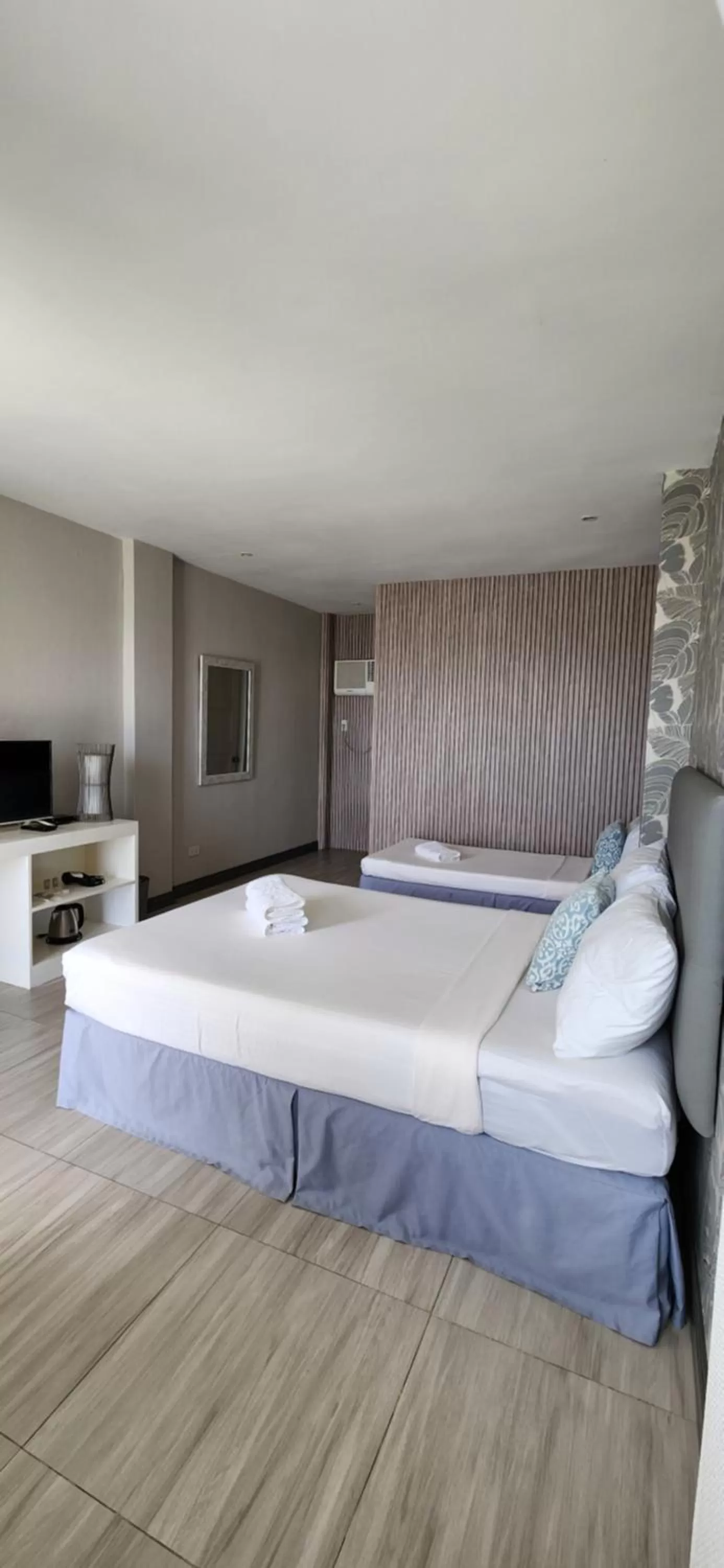 Bed in Down South 118 Beach Resort