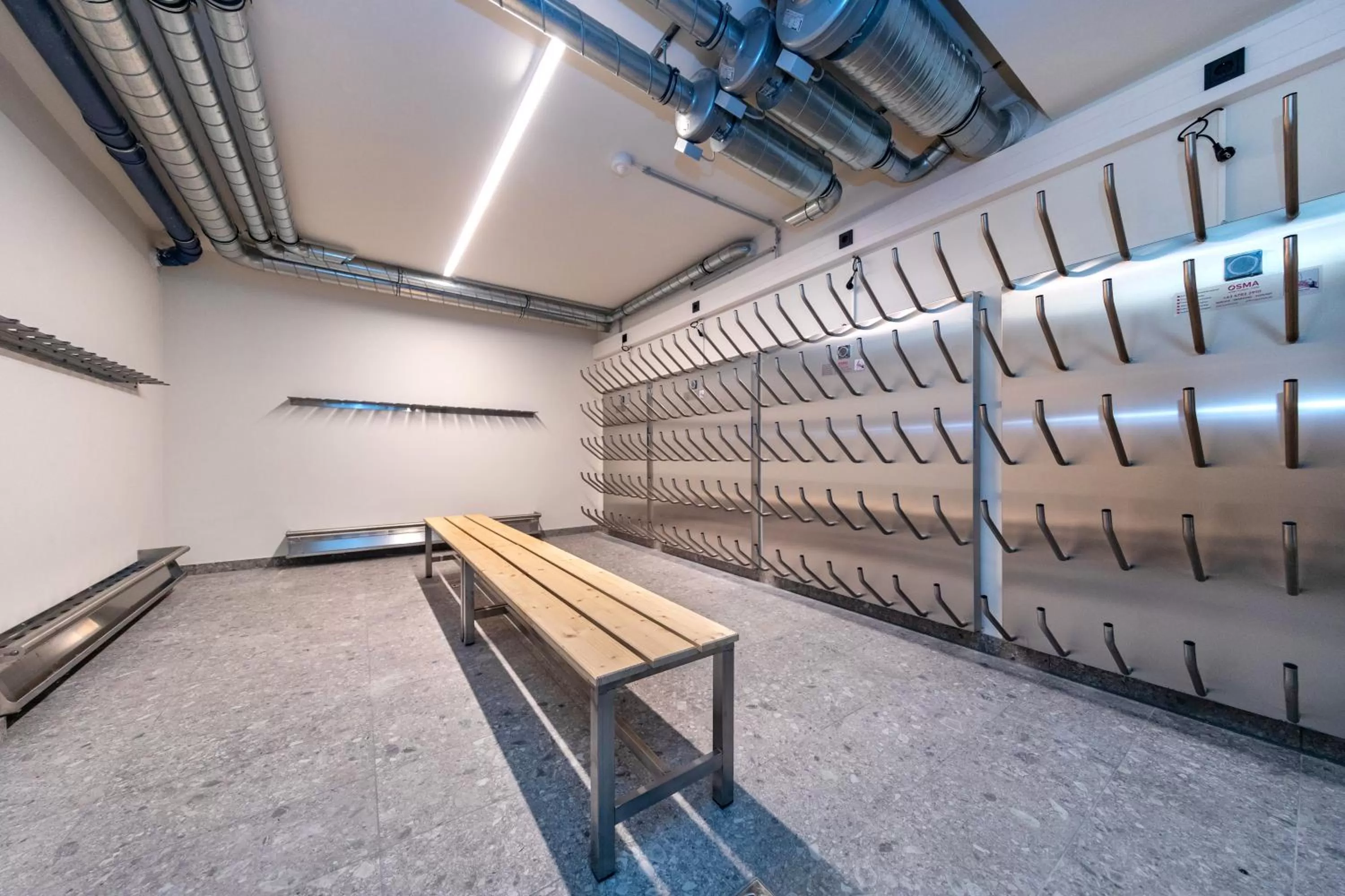 Skiing in Emma Deluxe Aparthotel direkt beim Skibus