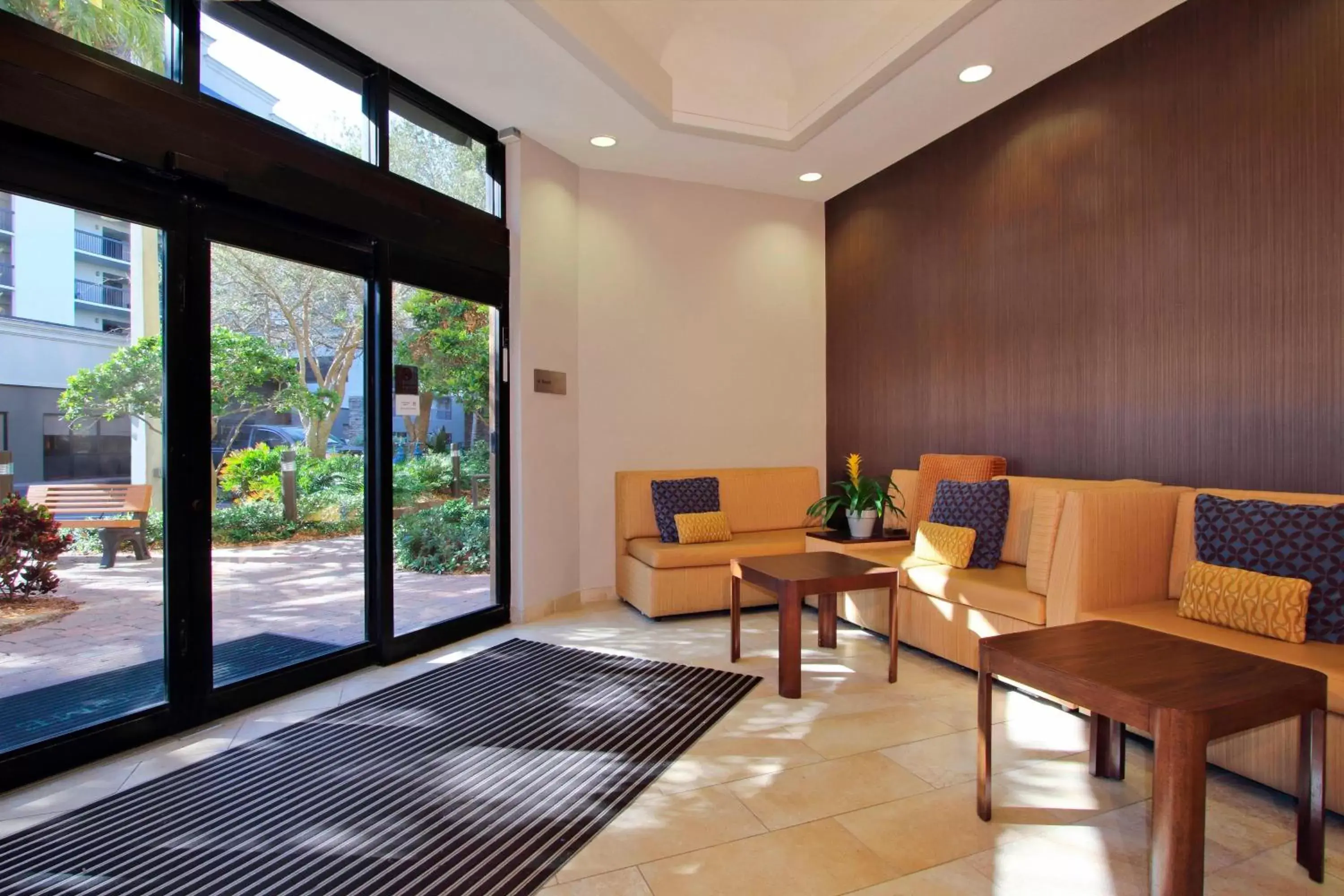 Lobby or reception, Seating Area in Courtyard by Marriott Cocoa Beach Cape Canaveral