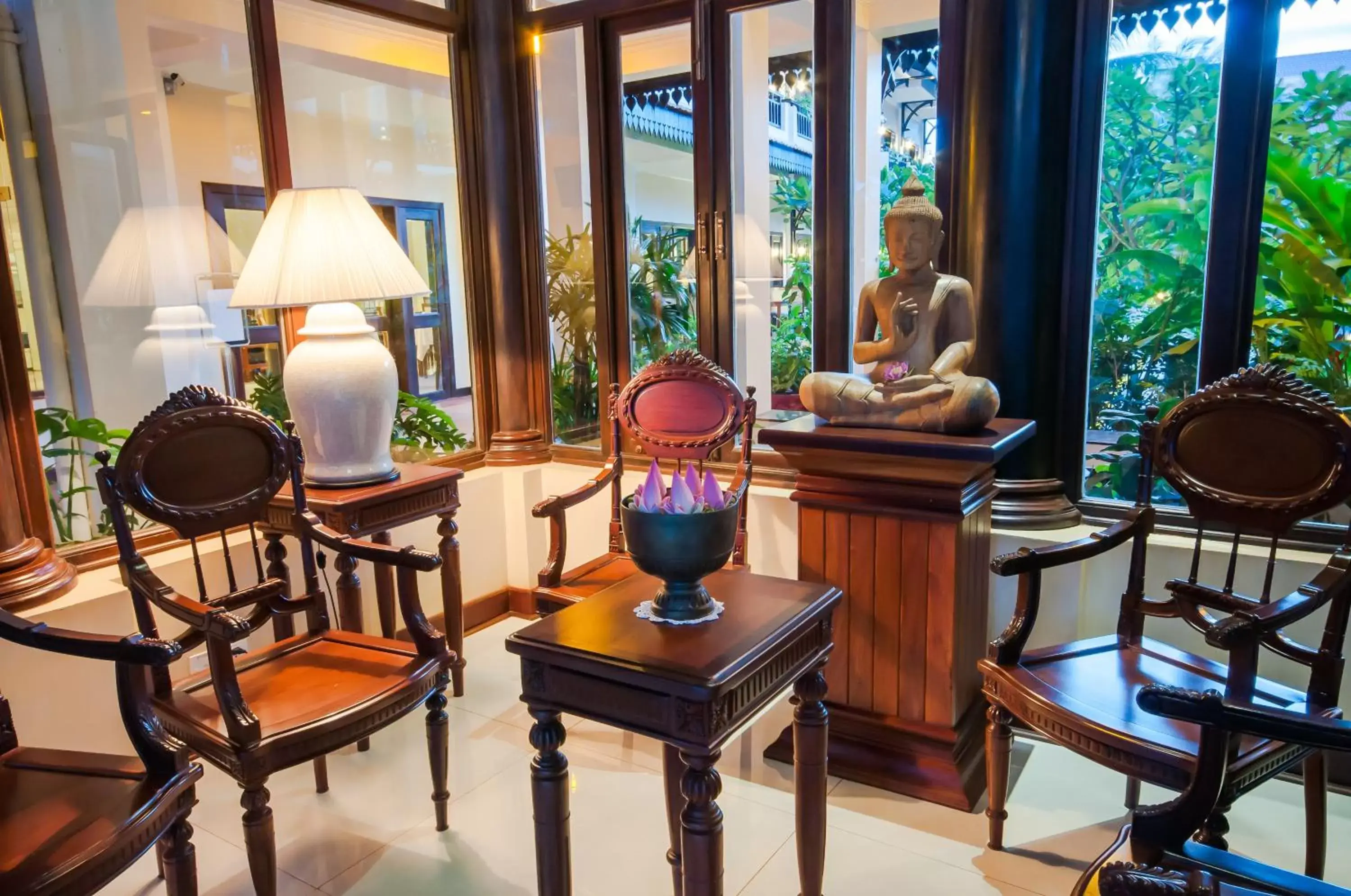 Lobby or reception, Seating Area in Saem Siemreap Hotel