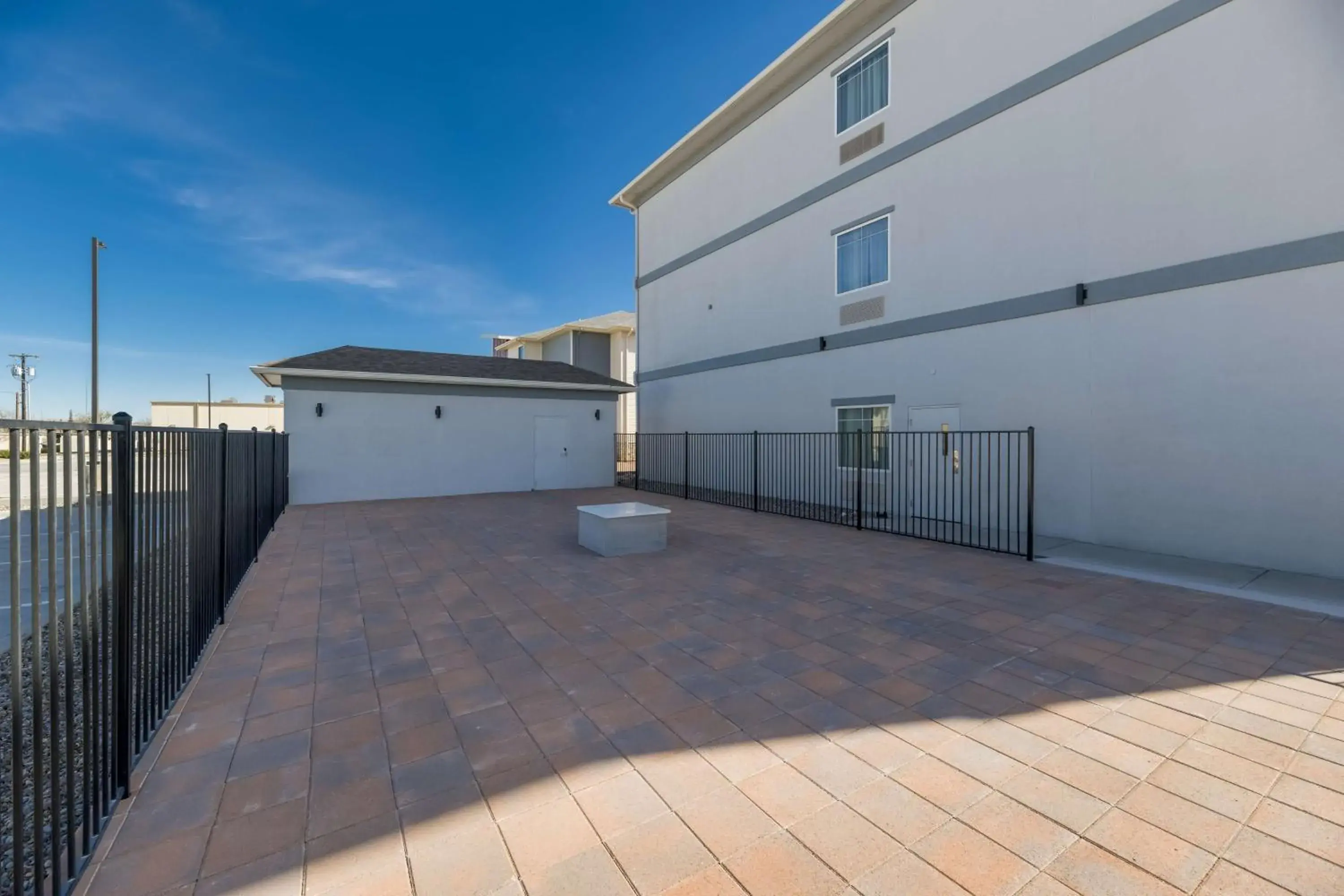 Patio, Property Building in Super 8 by Wyndham Midland South