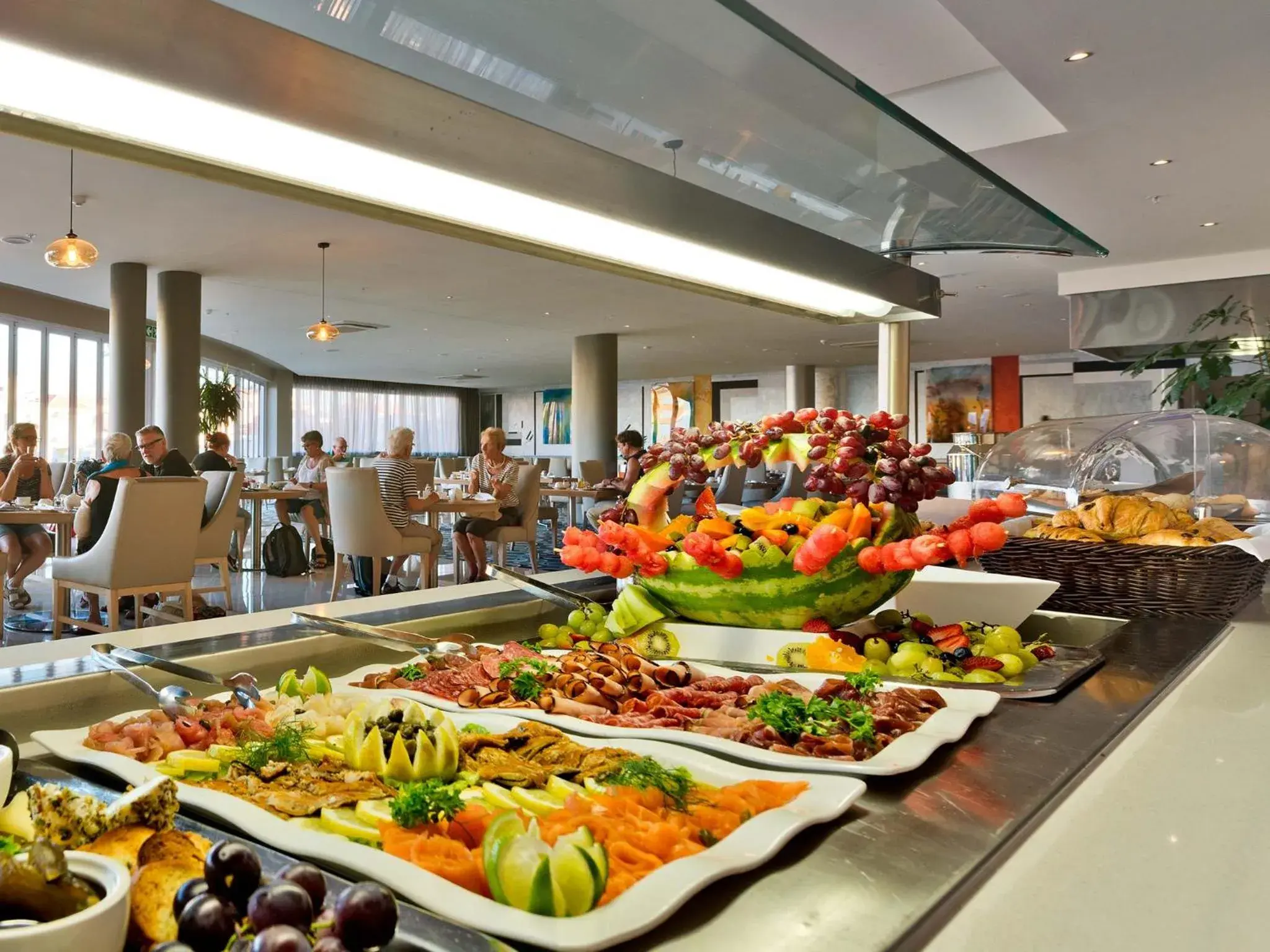 Buffet breakfast, Restaurant/Places to Eat in Krystal Beach Hotel