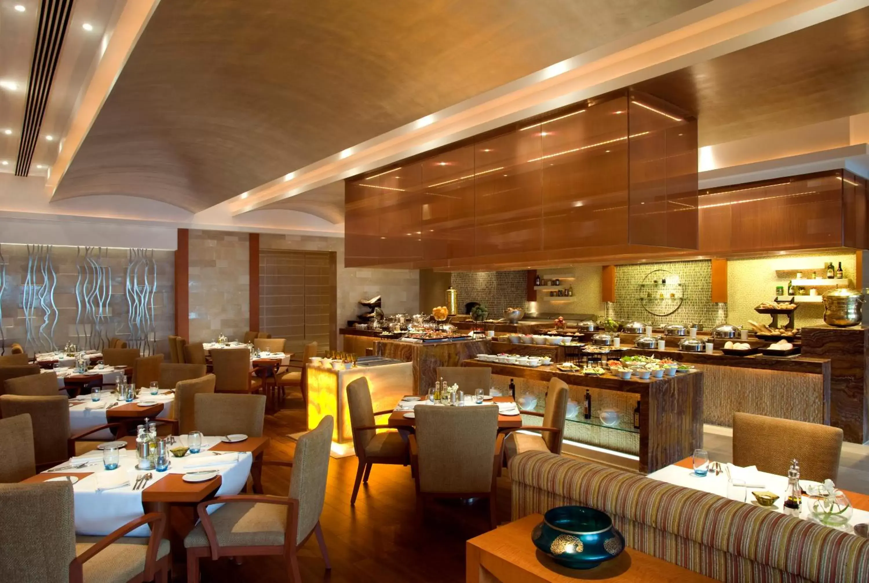 Food and drinks, Restaurant/Places to Eat in Taj Coromandel