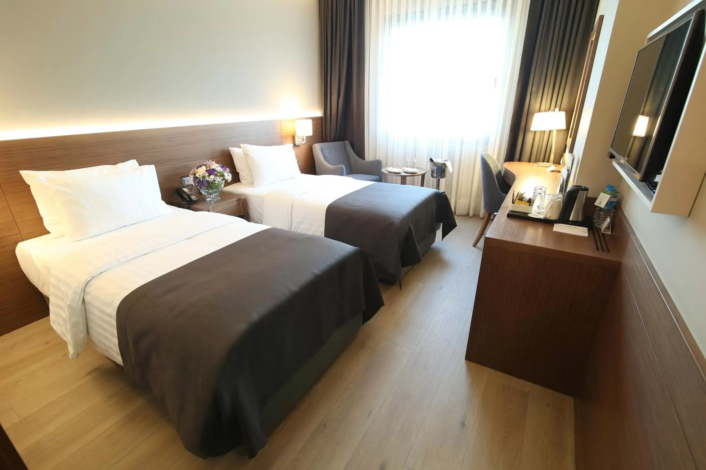 Bed in Holiday Inn Bursa - City Centre, an IHG Hotel