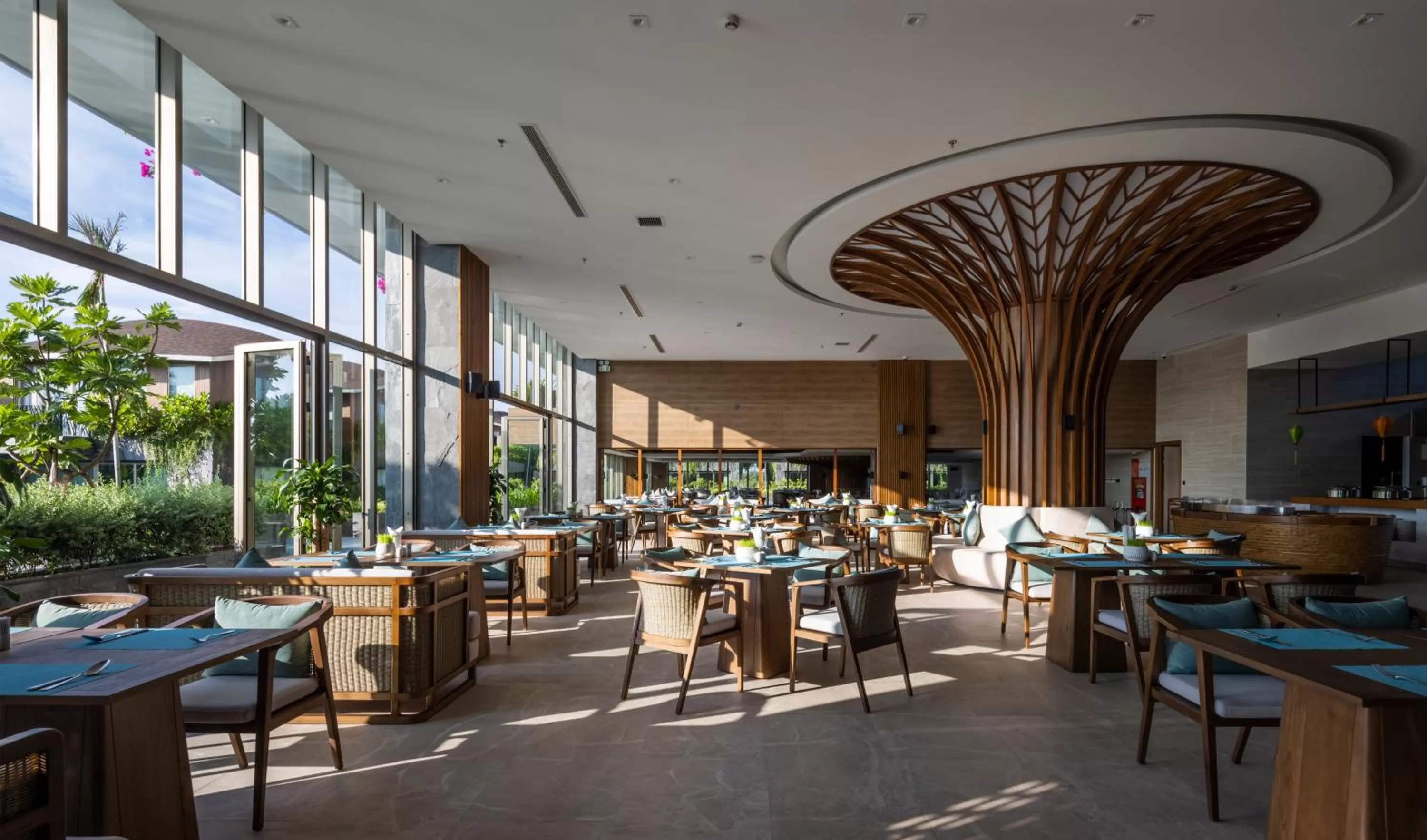 Restaurant/places to eat in Bellerive Hoi An Resort and Spa