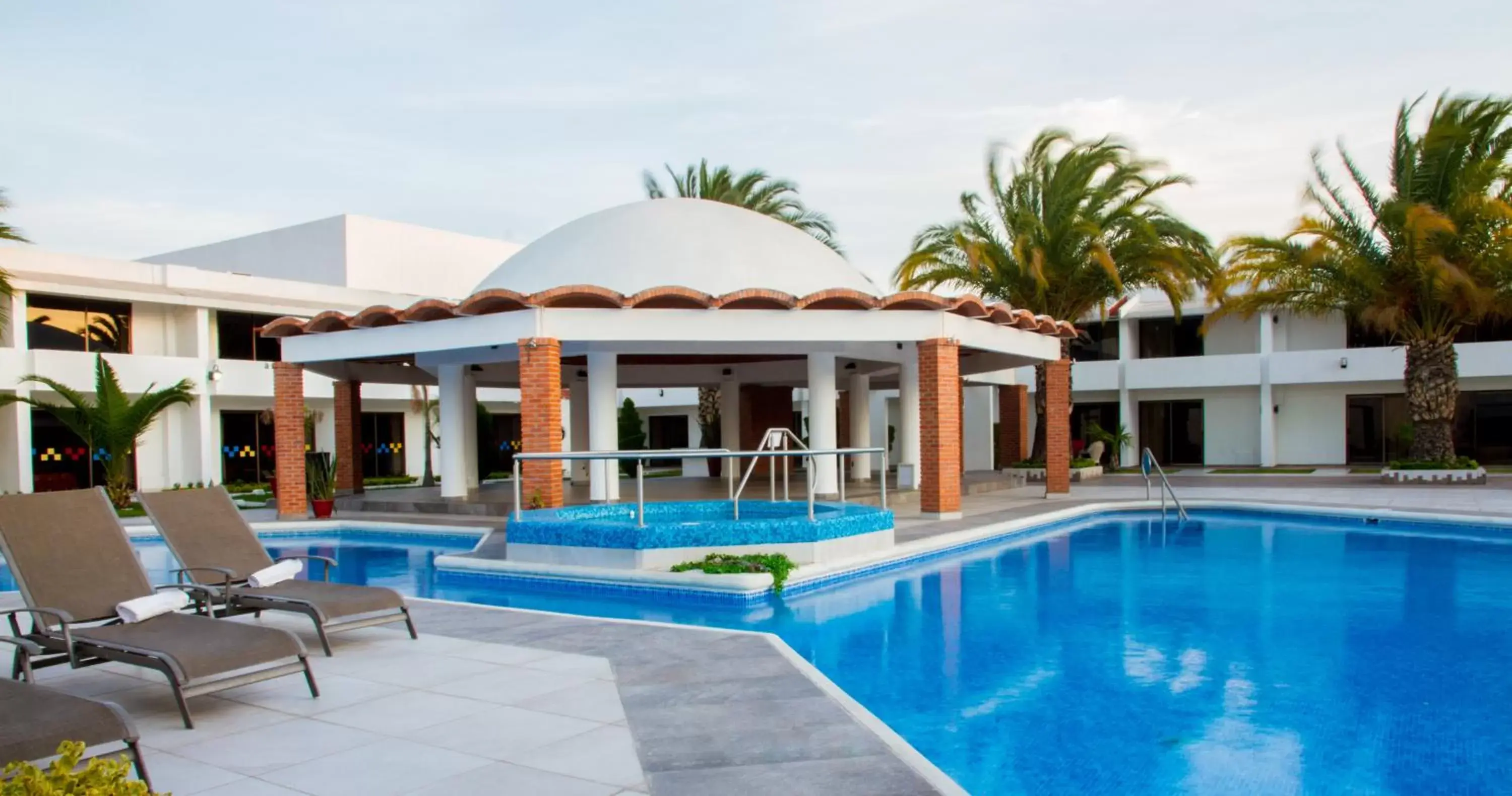 Swimming Pool in Hotel María Dolores San Luis Potosí