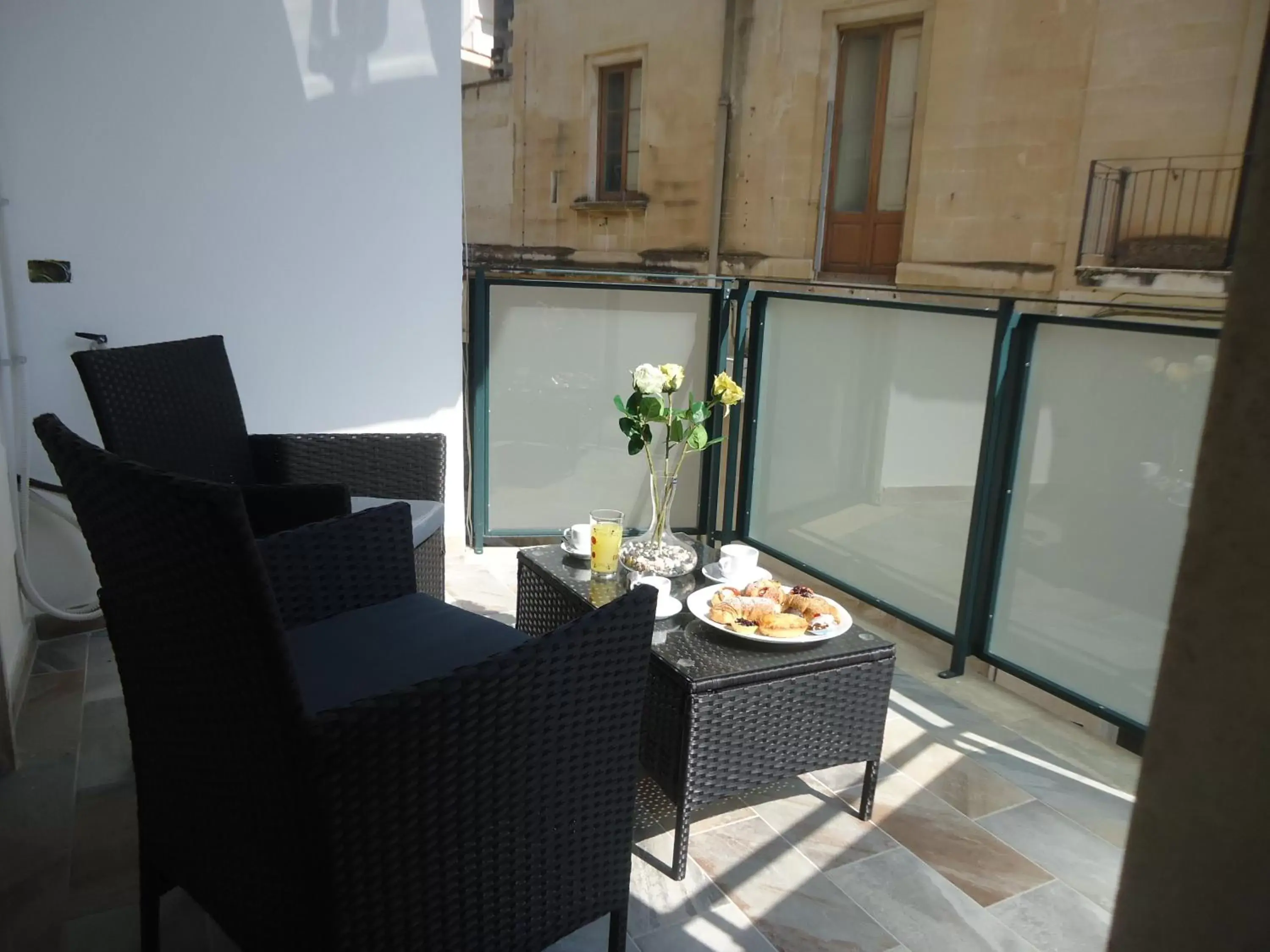 Food and drinks in LECCE MON AMOUR B&B