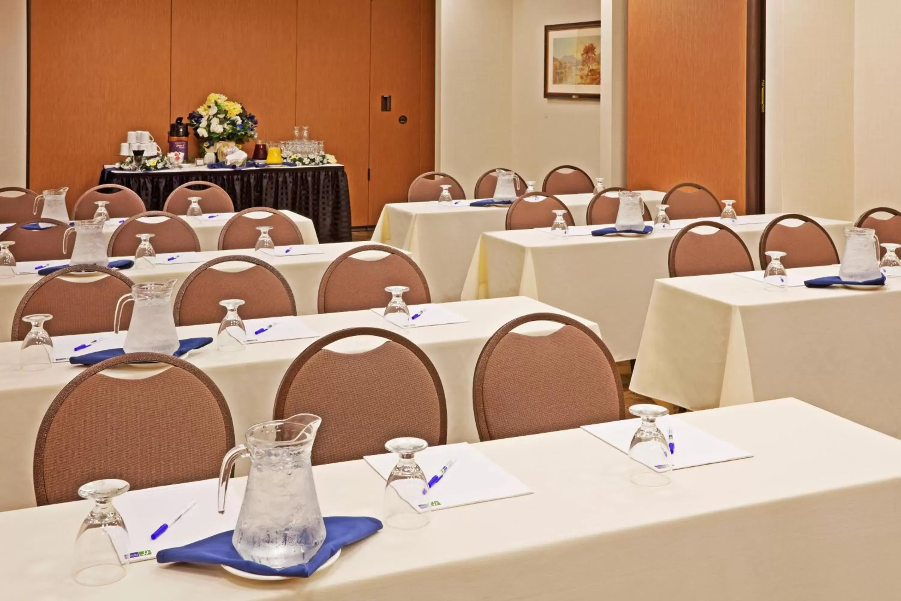 Meeting/conference room, Business Area/Conference Room in Holiday Inn Express & Suites Albany Airport Area - Latham, an IHG Hotel