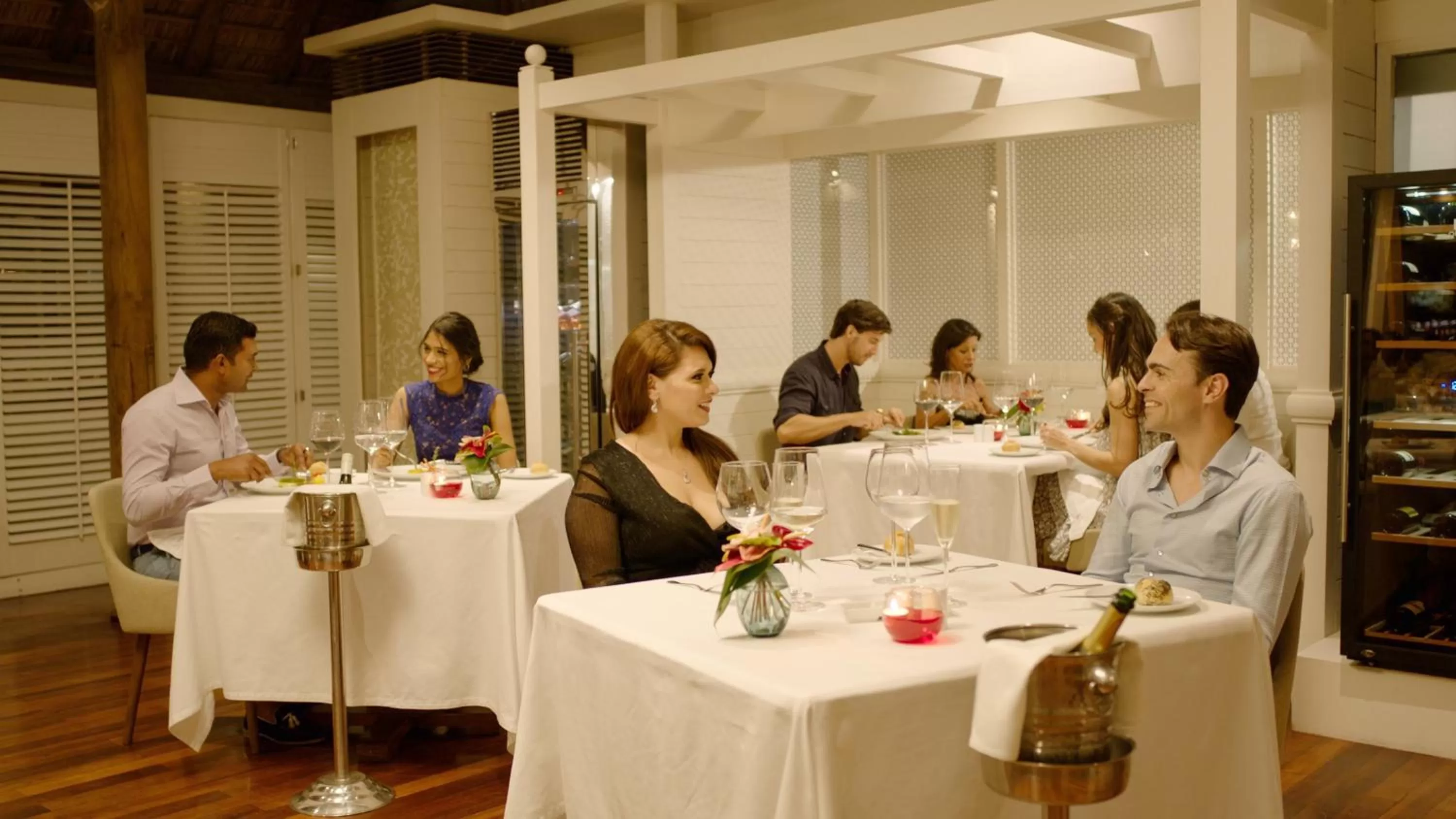 Restaurant/places to eat in Sands Suites Resort & Spa