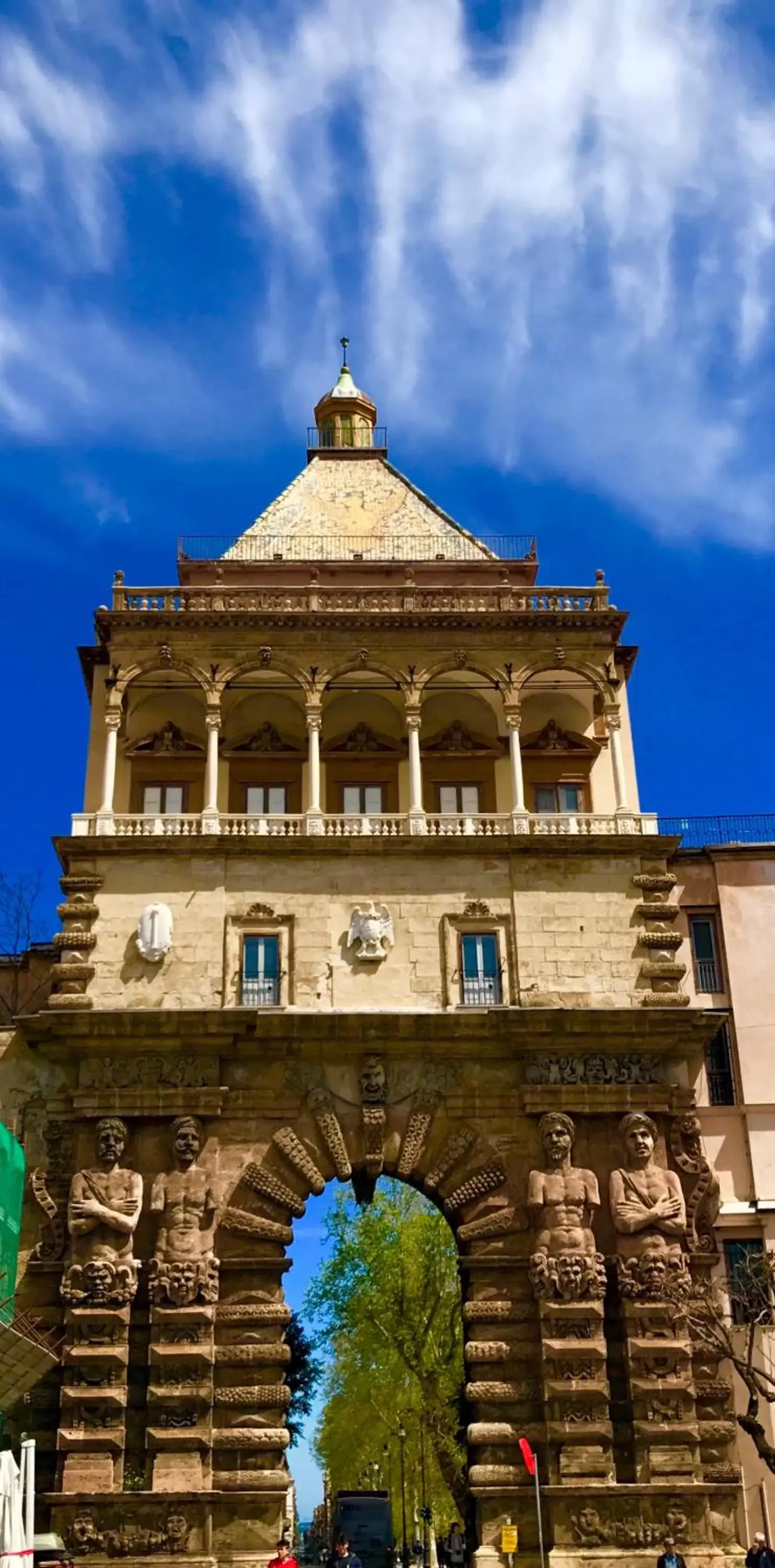 Nearby landmark, Property Building in LeAlbe di Sicilia