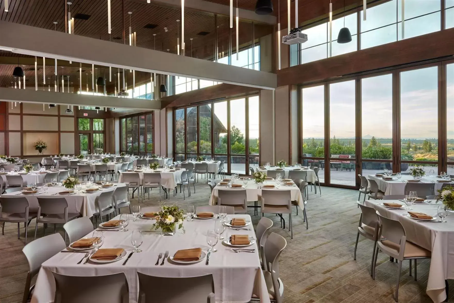 Restaurant/places to eat in Tetherow Hotel Restaurant/places to eat in Tetherow Hotel