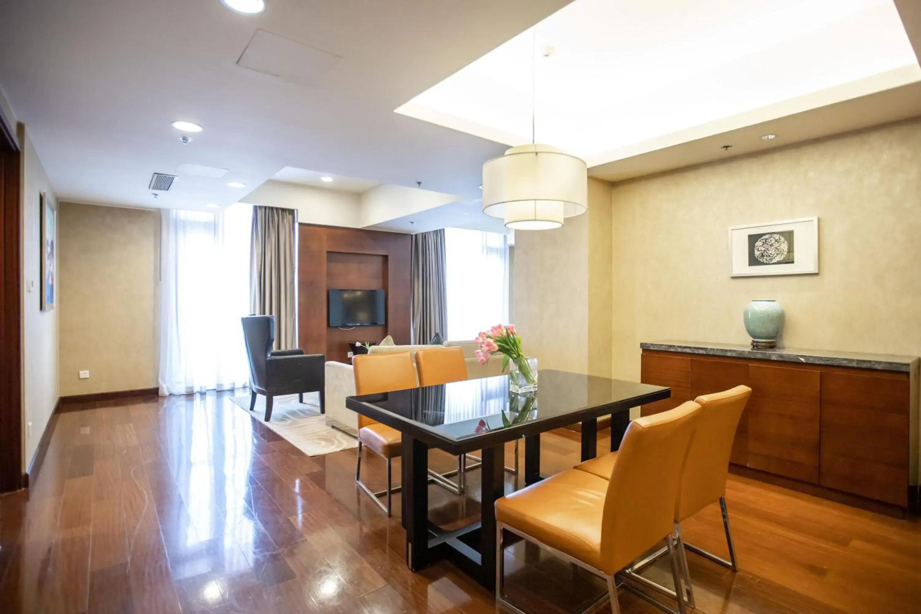 Living room, Dining Area in The Imperial Mansion, Beijing - Marriott Executive Apartments