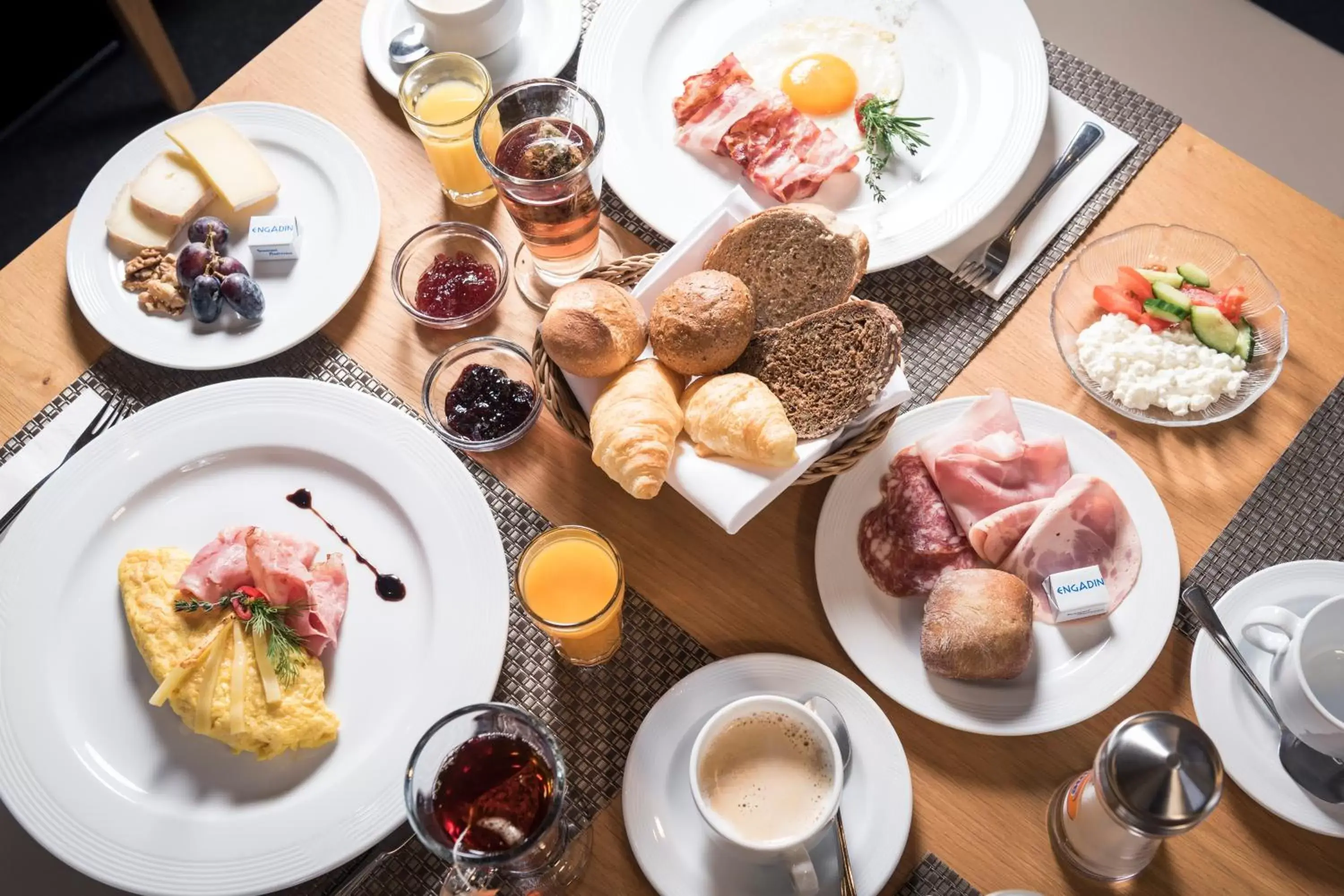 Food and drinks, Breakfast in Berghotel Randolins
