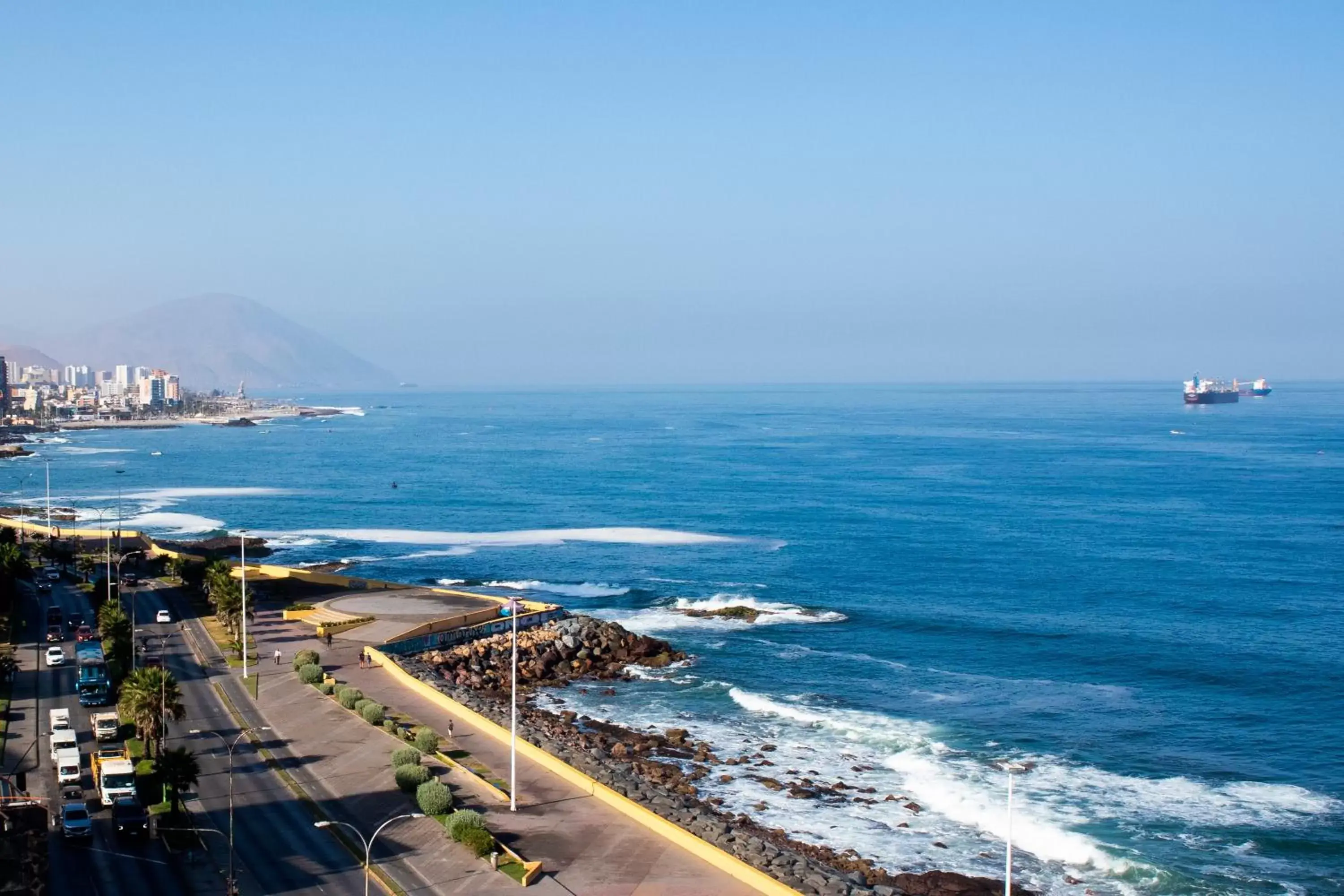 Natural landscape in Wyndham Garden Antofagasta Pettra