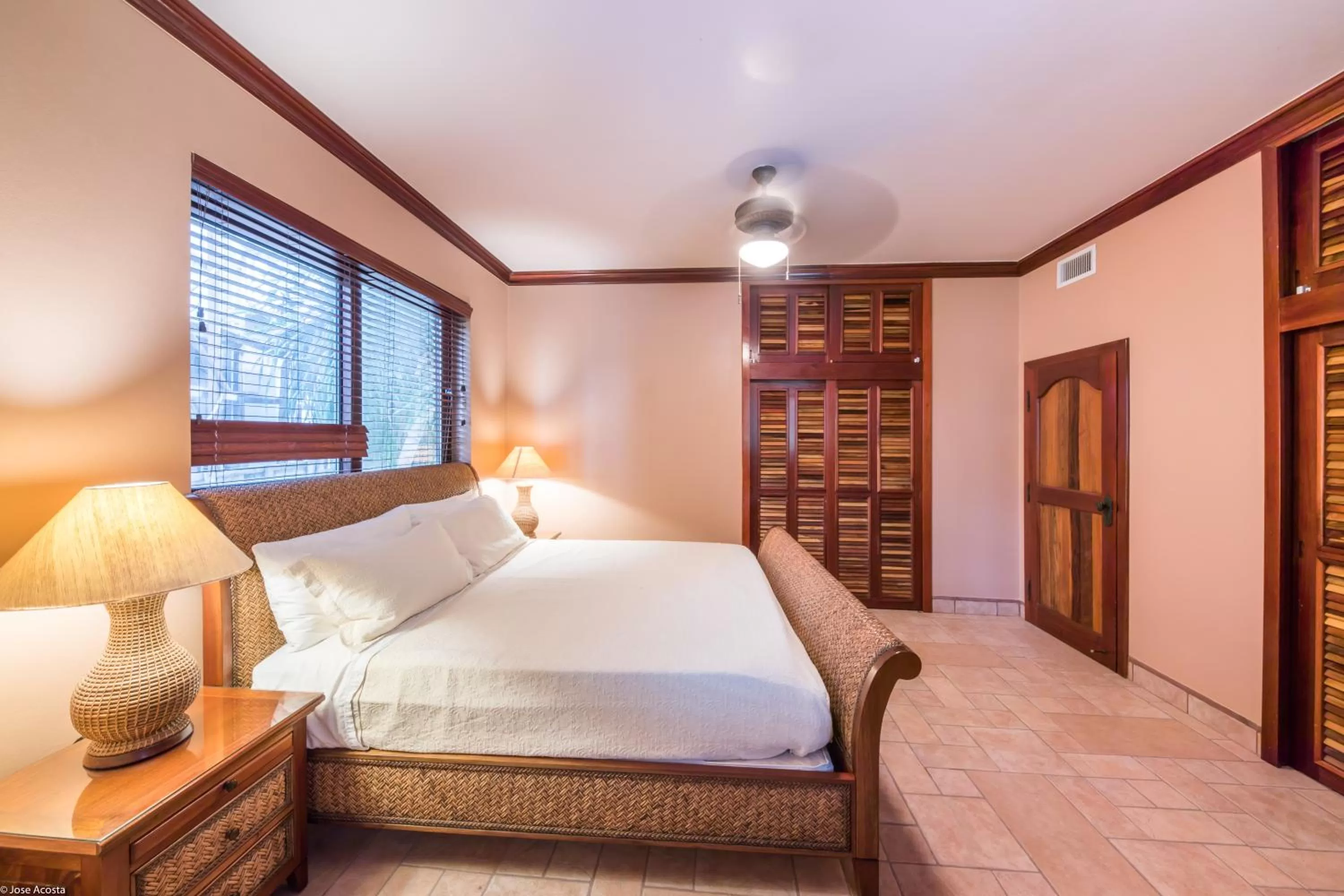 Bedroom, Bed in Coco Beach Resort