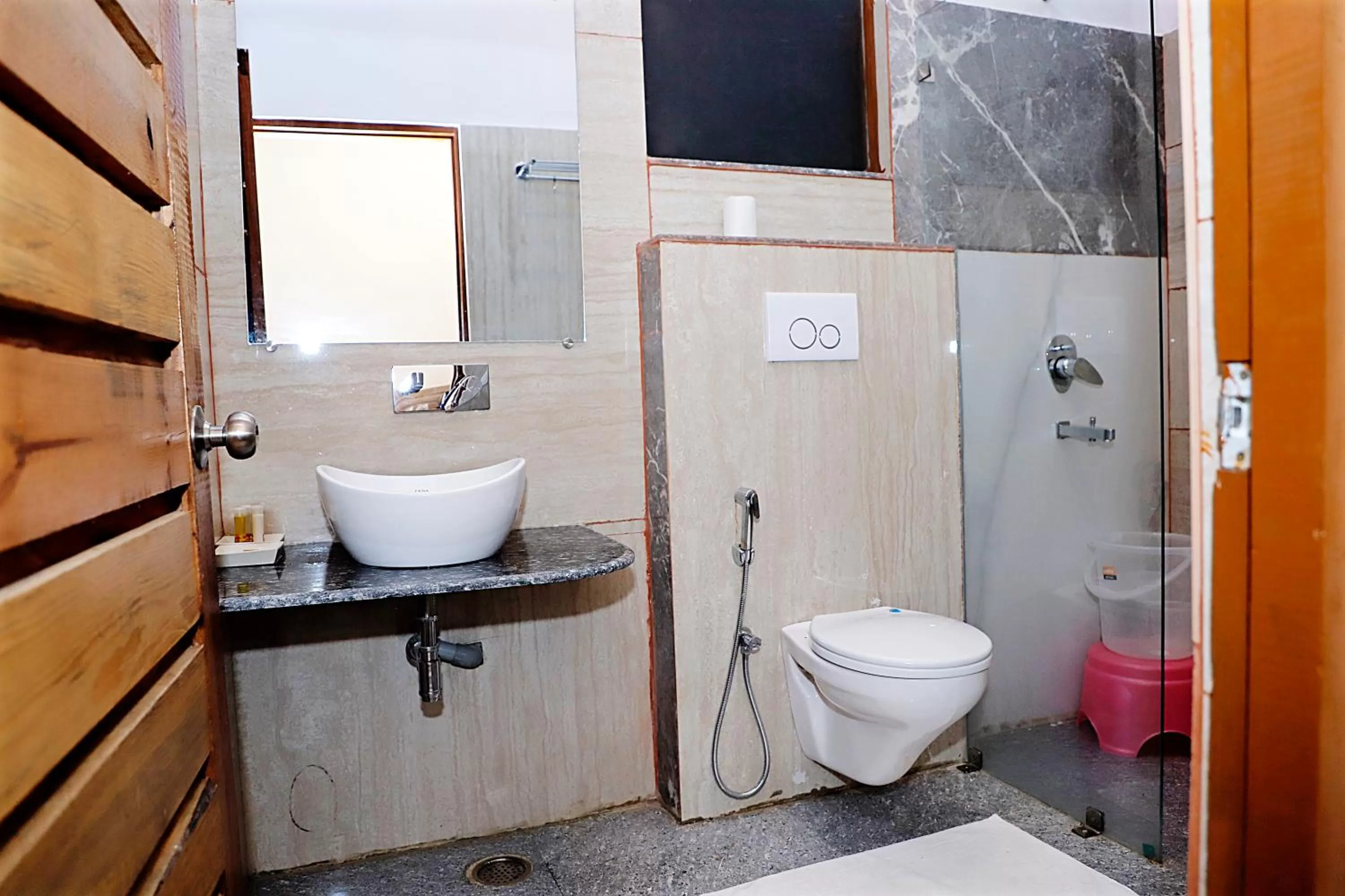 Shower in LaHermitage Resort