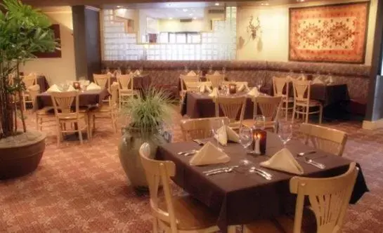 Restaurant/Places to Eat in Ramada by Wyndham Boise