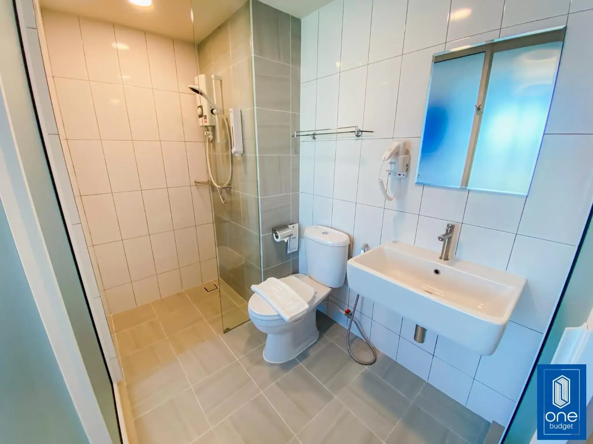 Small Twin Room in วัน บัดเจท เชียงราย สนามกีฬา One Budget Hotel Chiangrai Stadium Small Twin Room in วัน บัดเจท เชียงราย สนามกีฬา One Budget Hotel Chiangrai Stadium