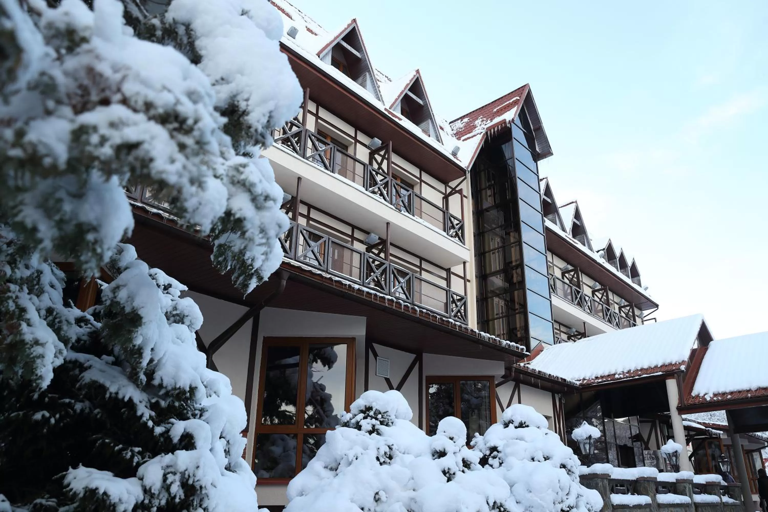 Property building in Edelweiss