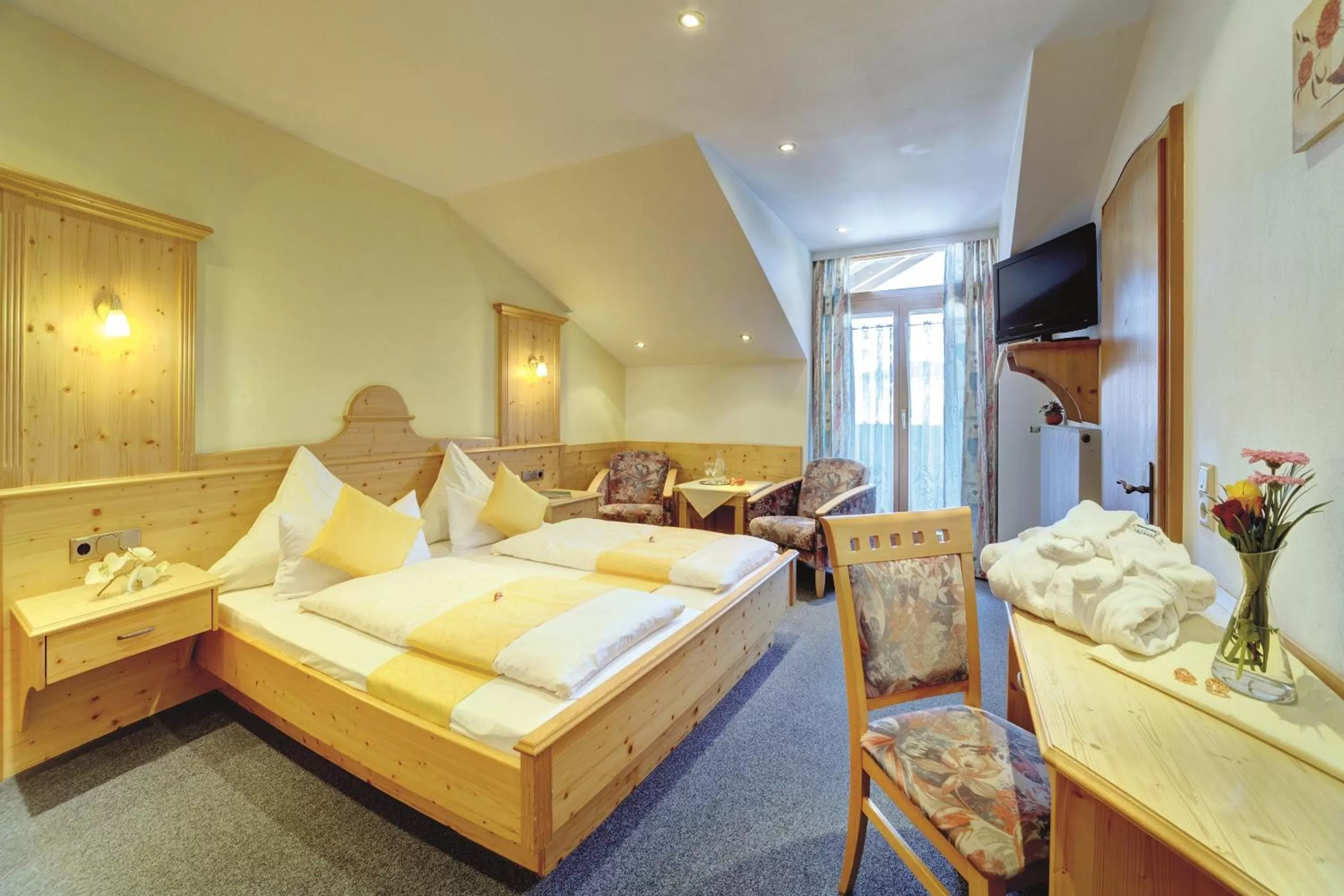 Photo of the whole room in Appart-Hotel Wildererstuben