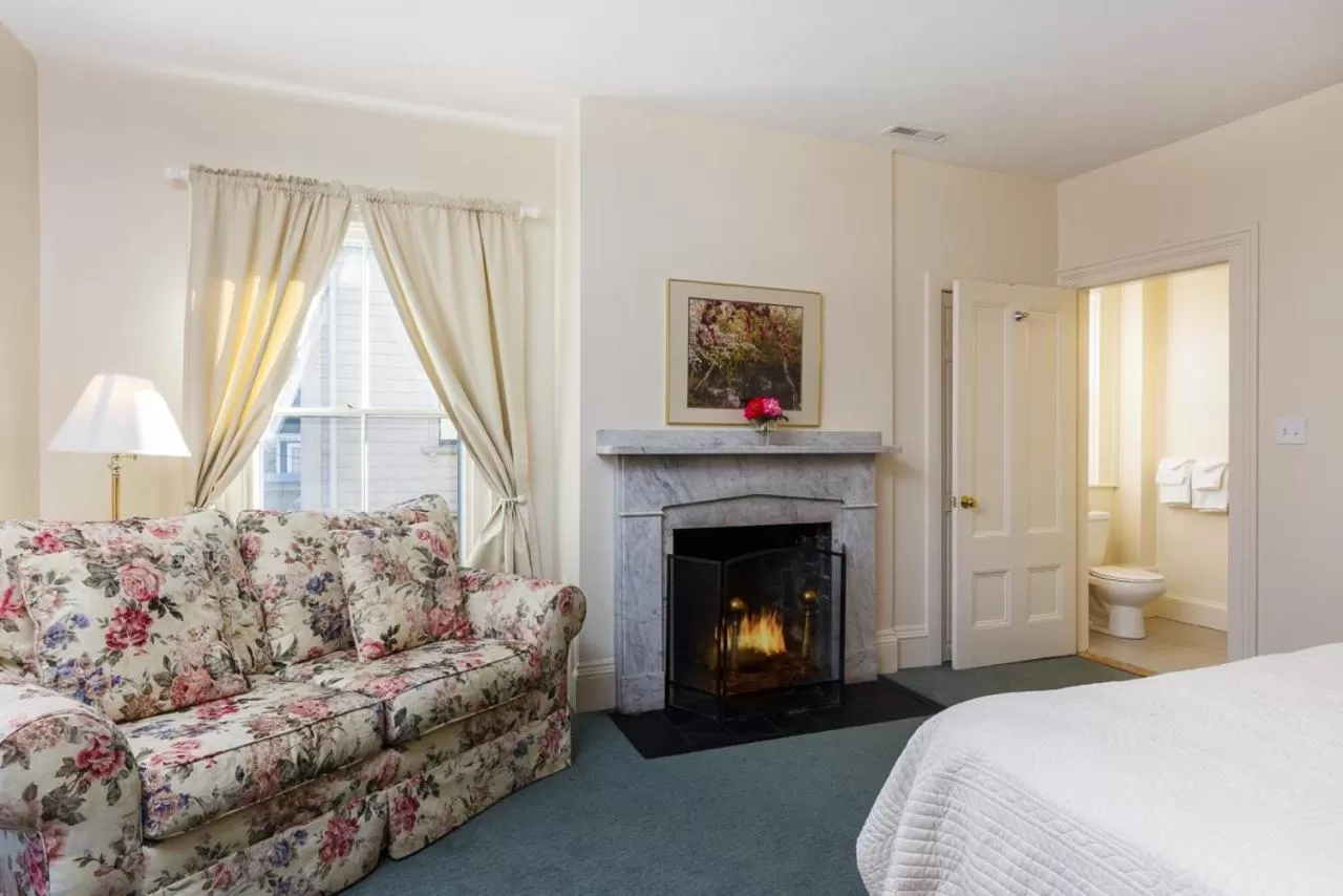 Seating Area in The Salem Inn