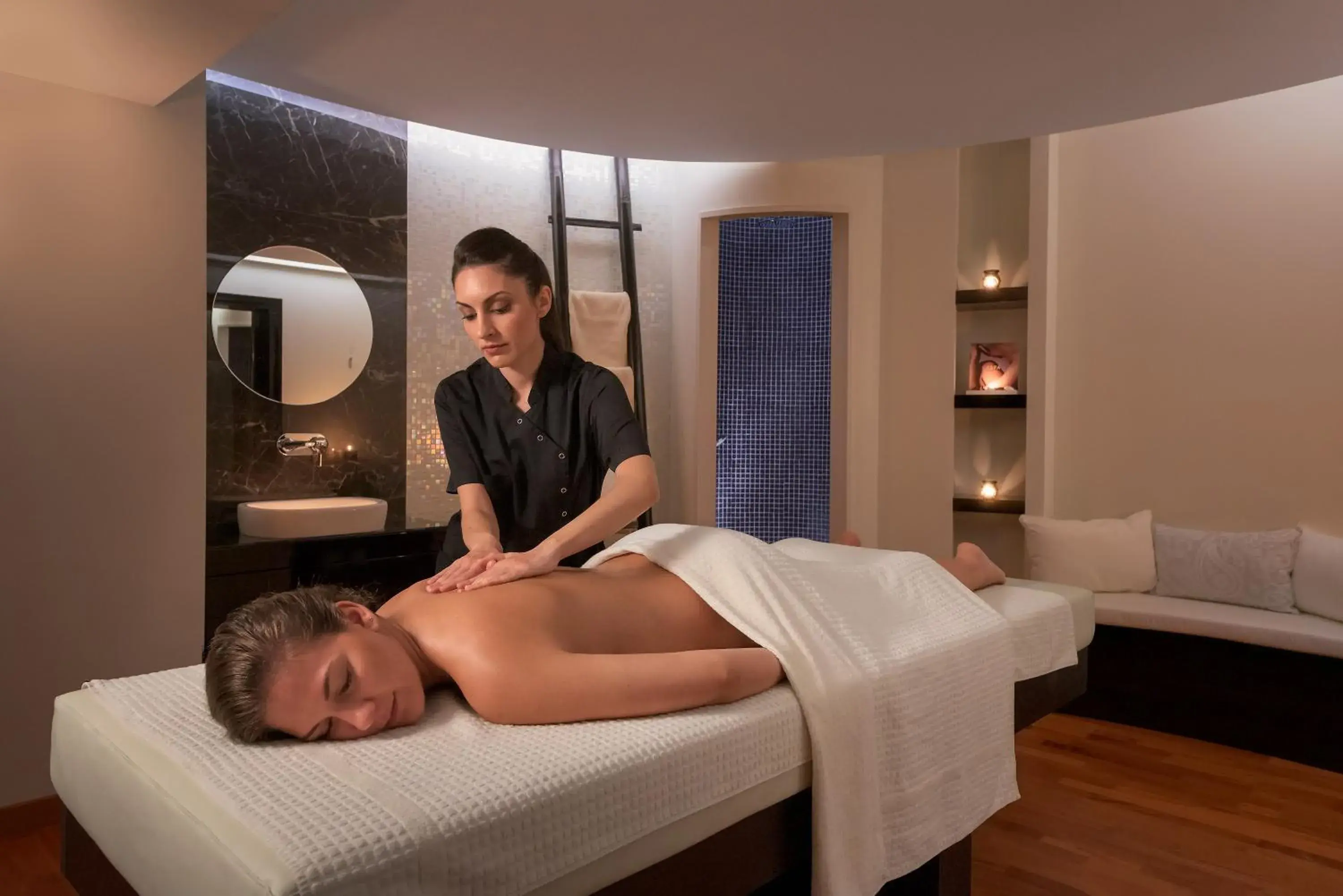 Massage in Elysium Resort & Spa