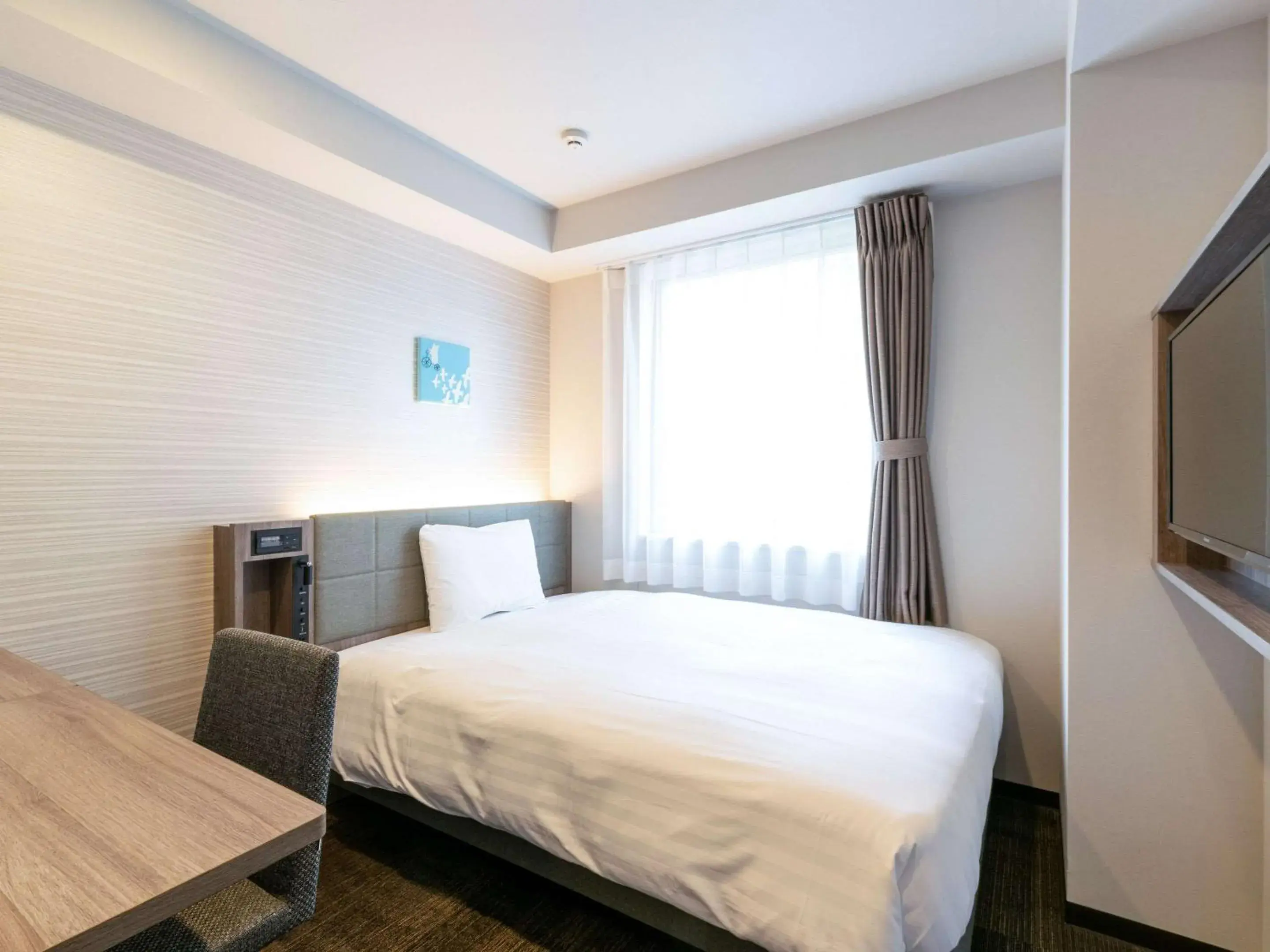Bedroom, Bed in Comfort Hotel Nagoya Shinkansenguchi