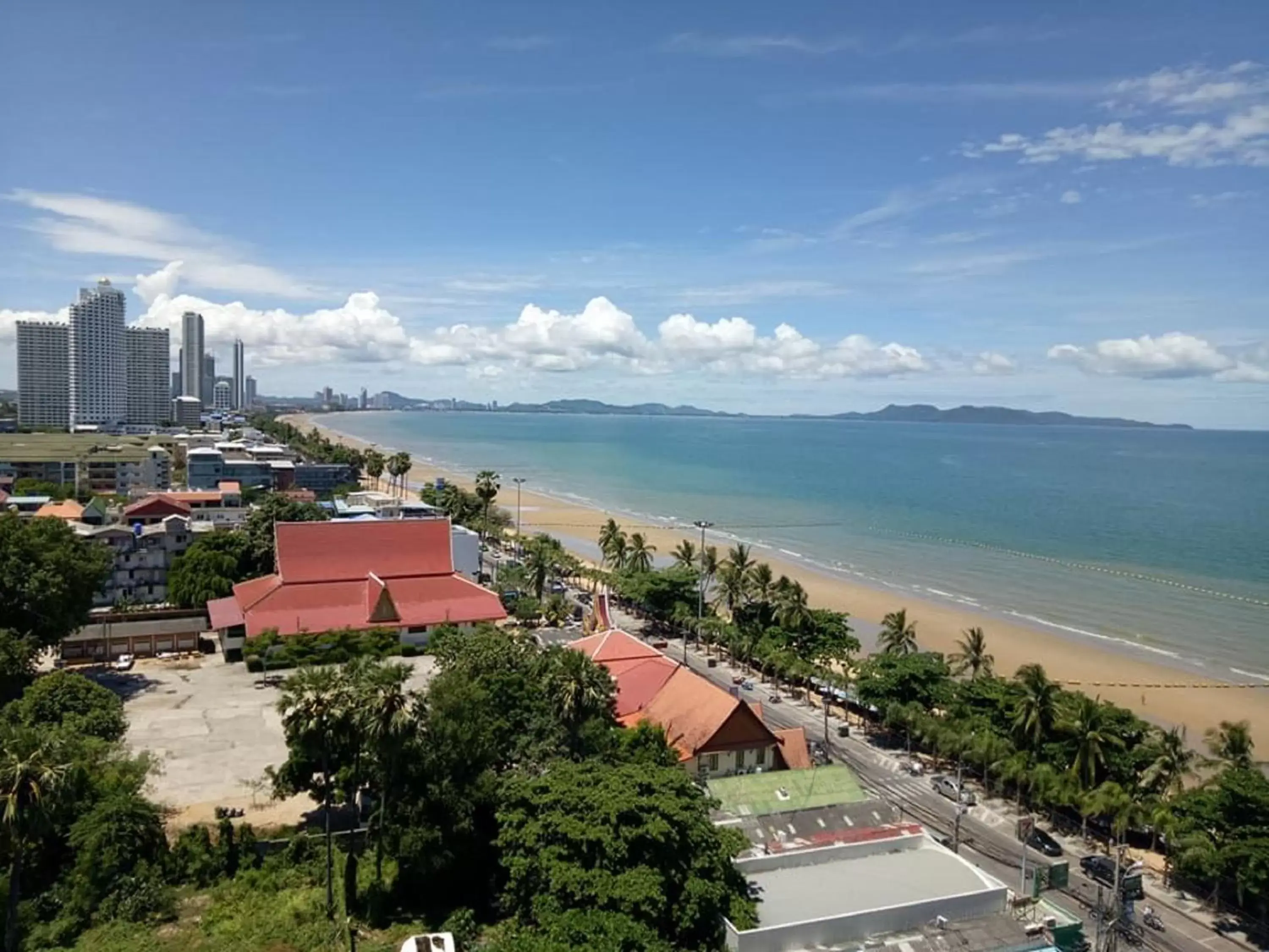 Sea view in Grand Jomtien Palace Hotel - SHA Extra Plus