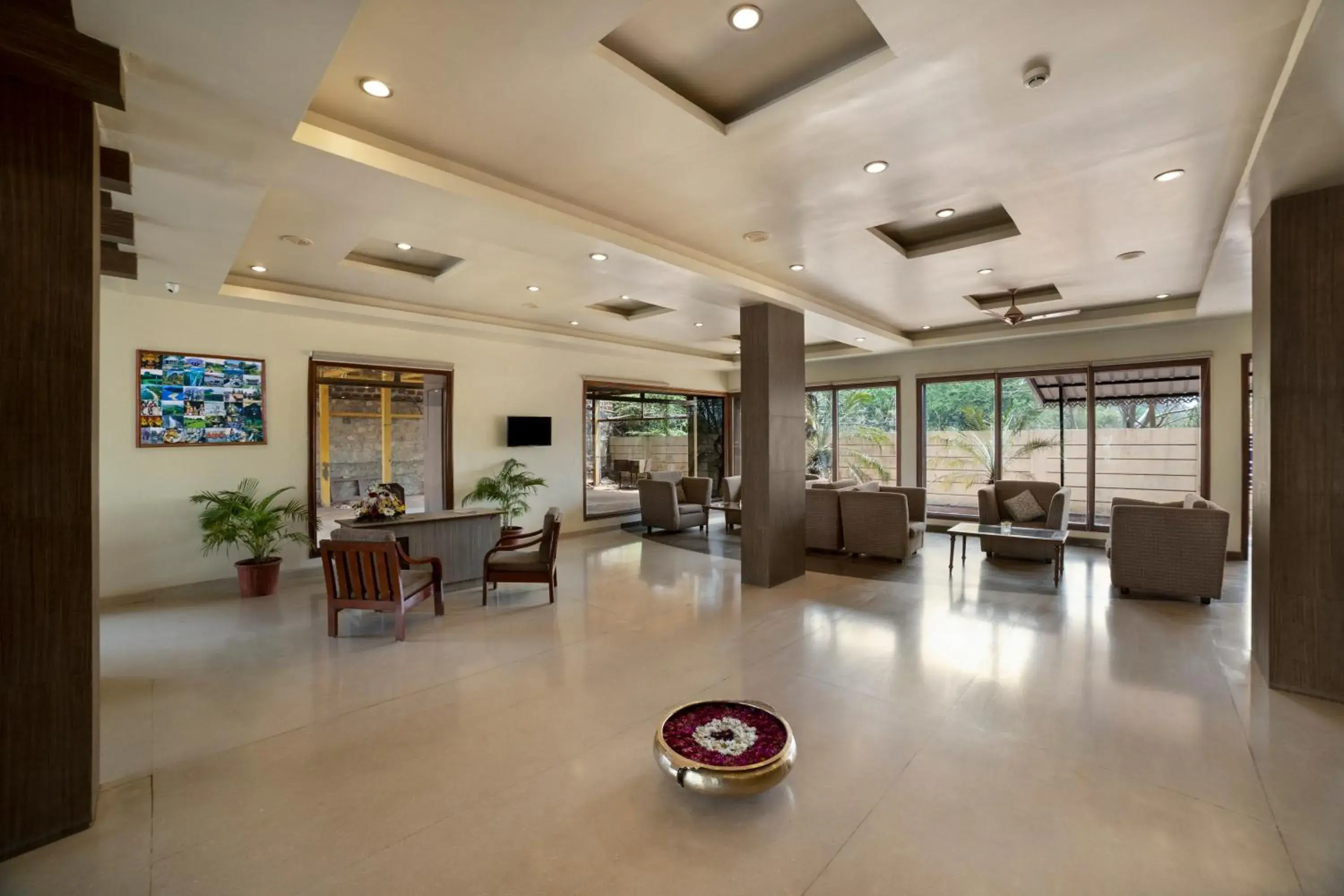 Lobby or reception in Sterling Karwar