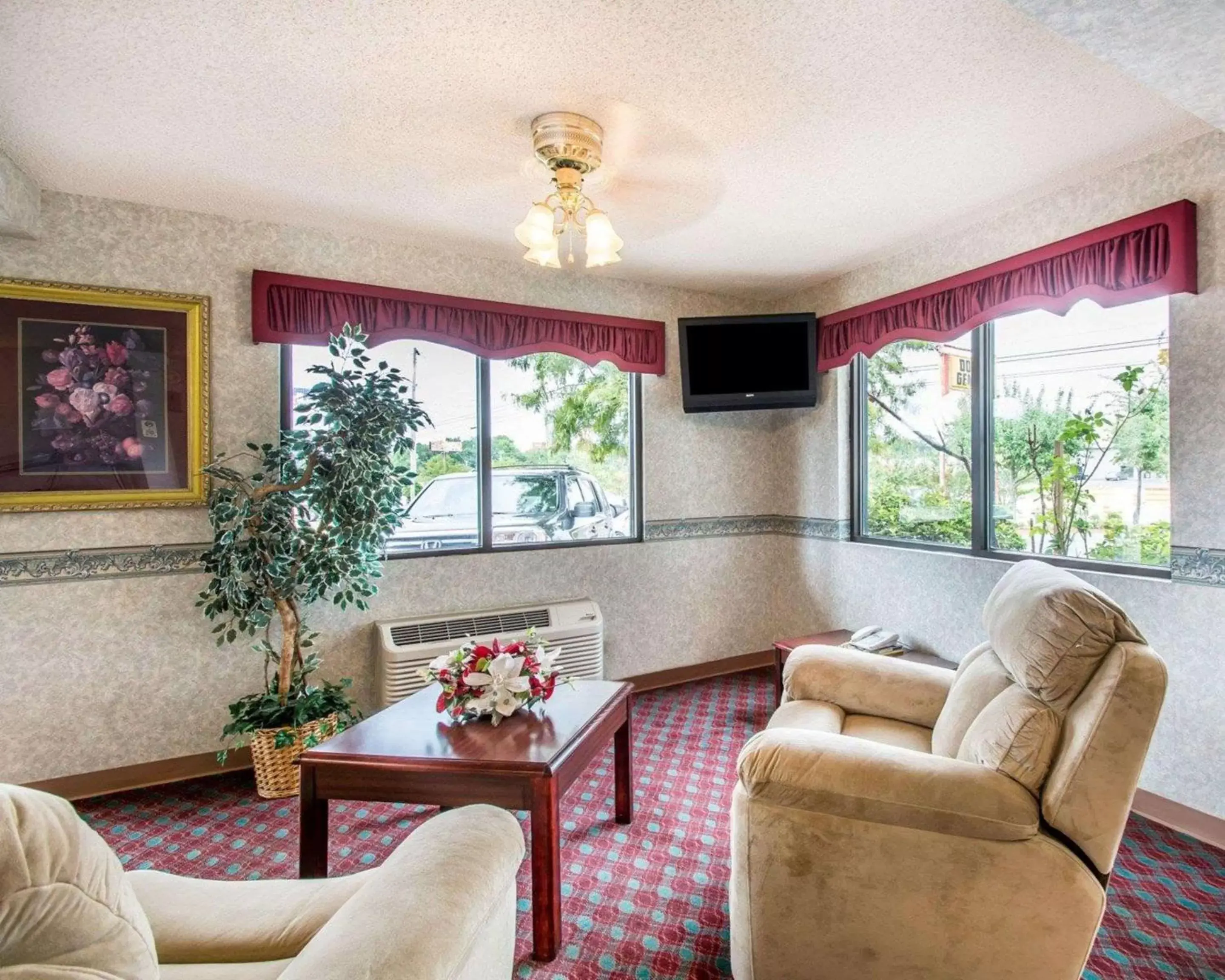 Lobby or reception, Seating Area in Econo Lodge Dothan