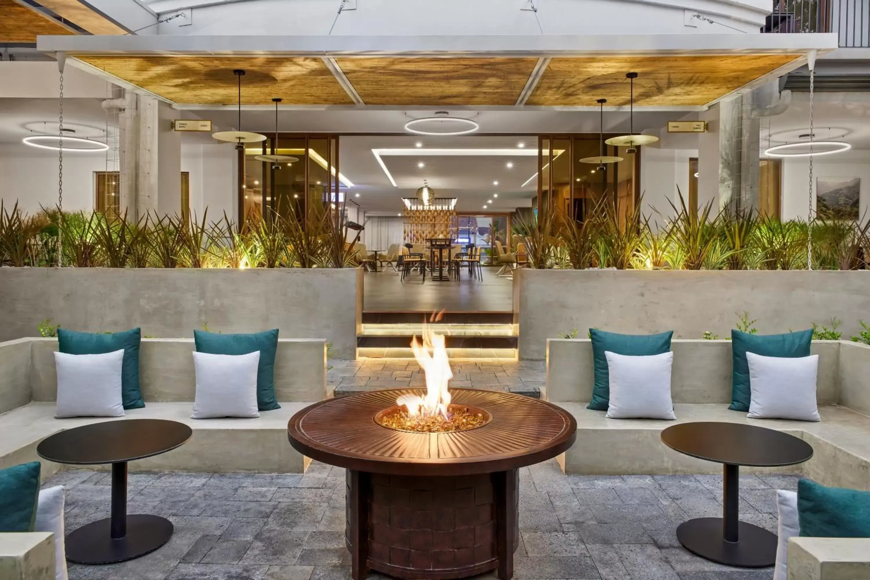 Other, Lounge/Bar in Courtyard by Marriott San Jose Escazu