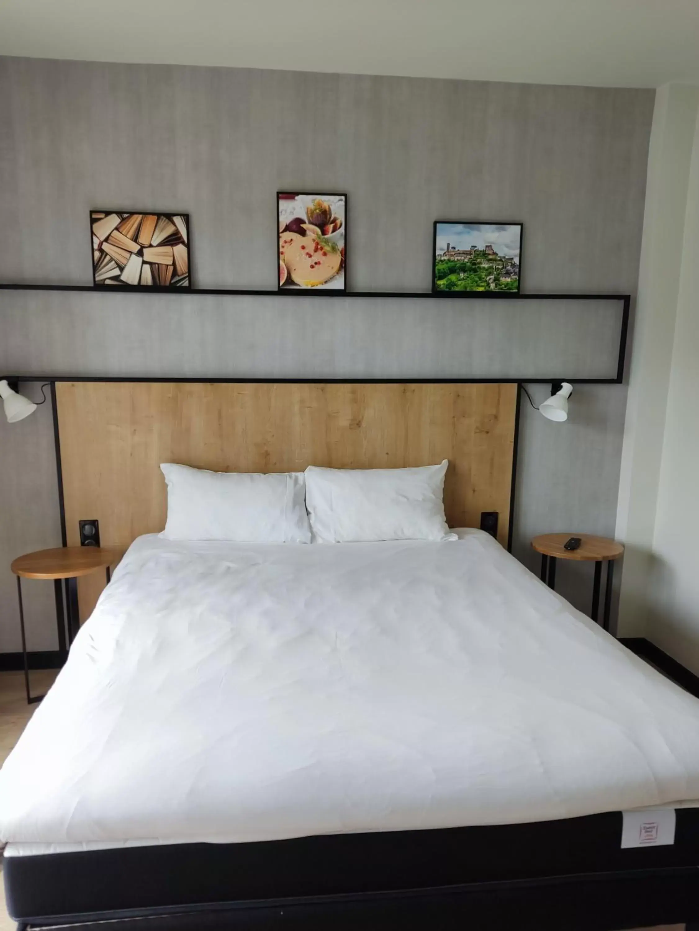 Bed in Ibis Brive Centre Bed in Ibis Brive Centre