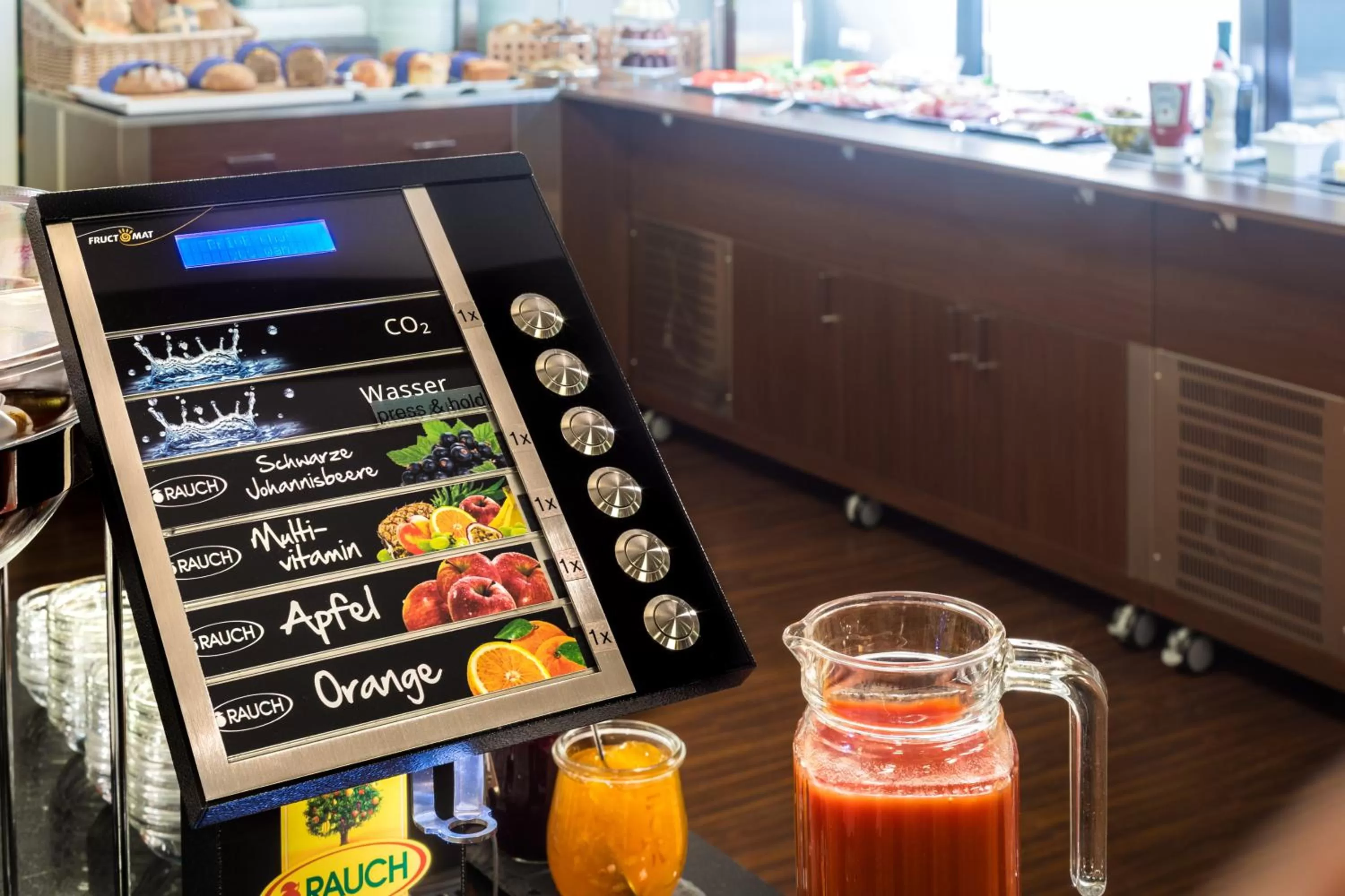 Buffet breakfast in Hotel Vis à vis