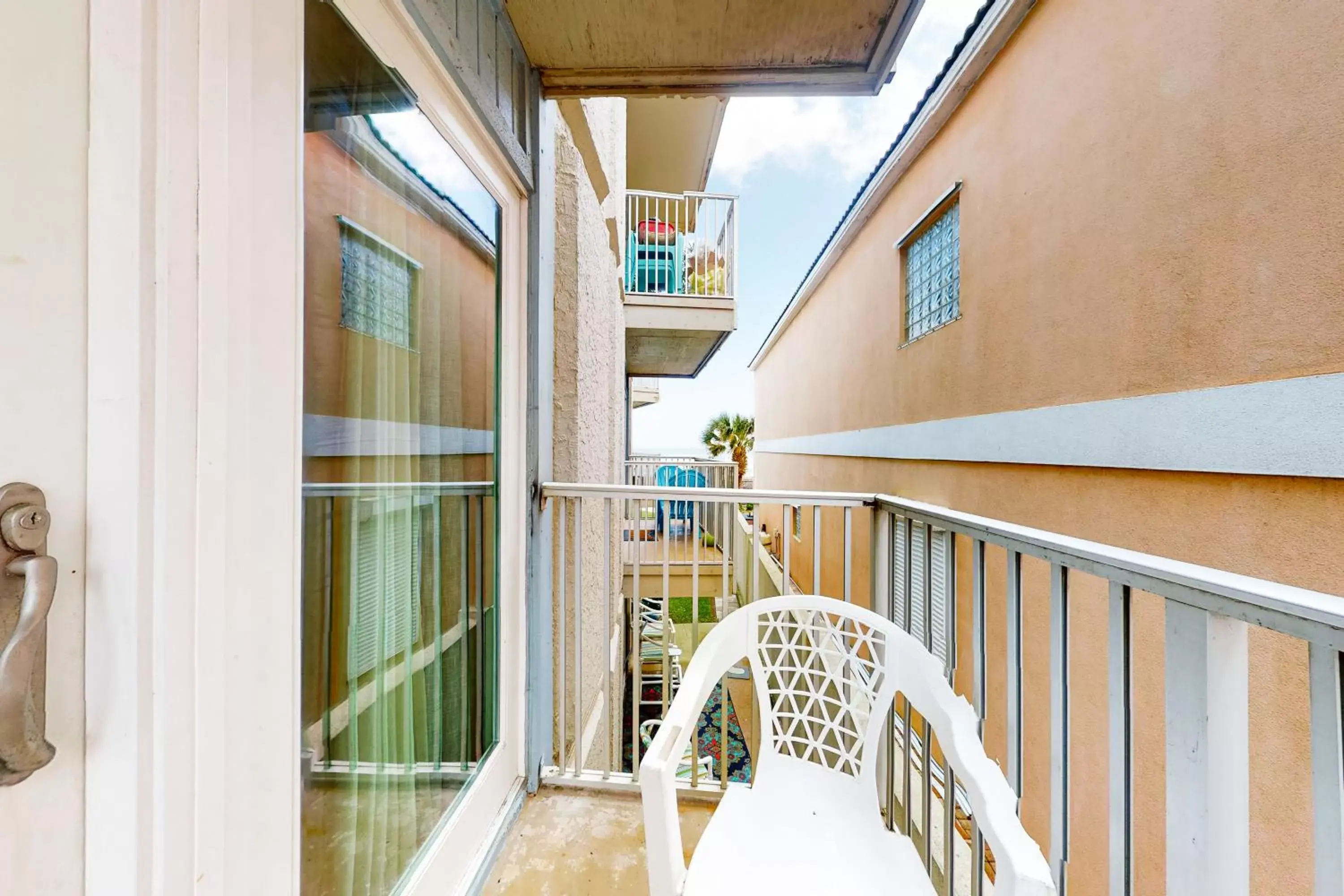 Balcony/Terrace in La Internacional Condominiums #210