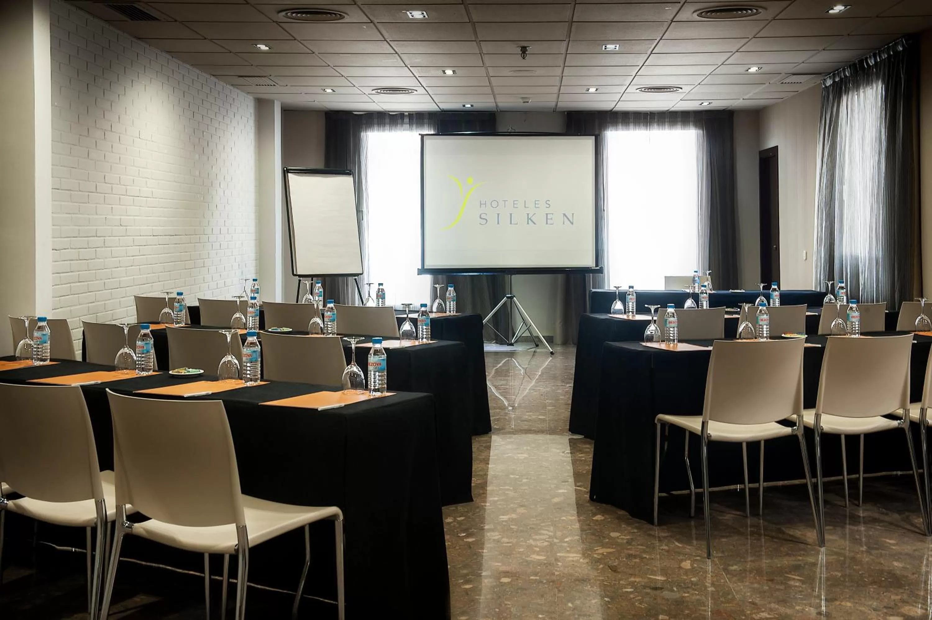 Business facilities in Silken Ramblas