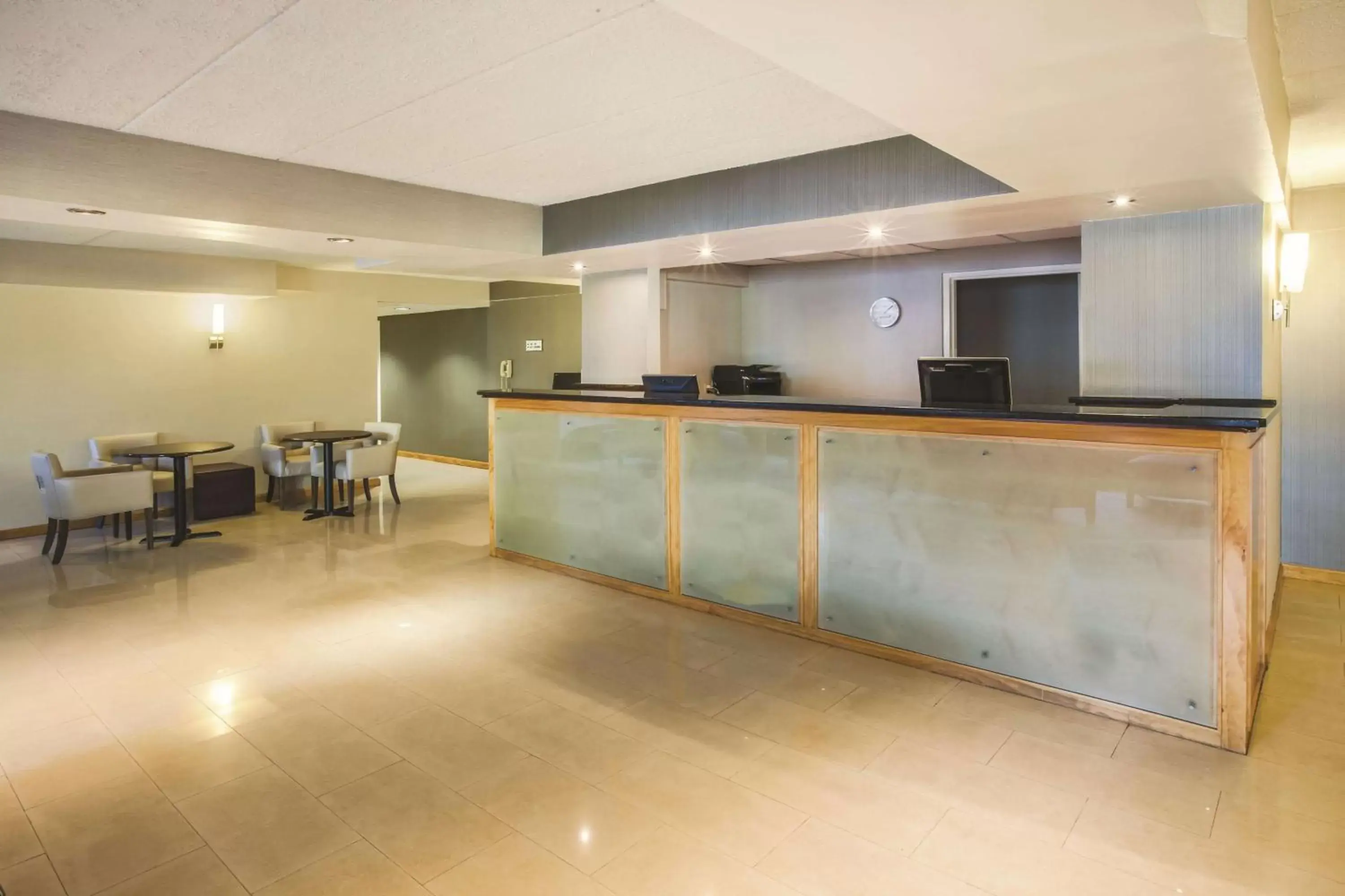 Lobby or reception, Lobby/Reception in La Quinta Inn by Wyndham Waldorf